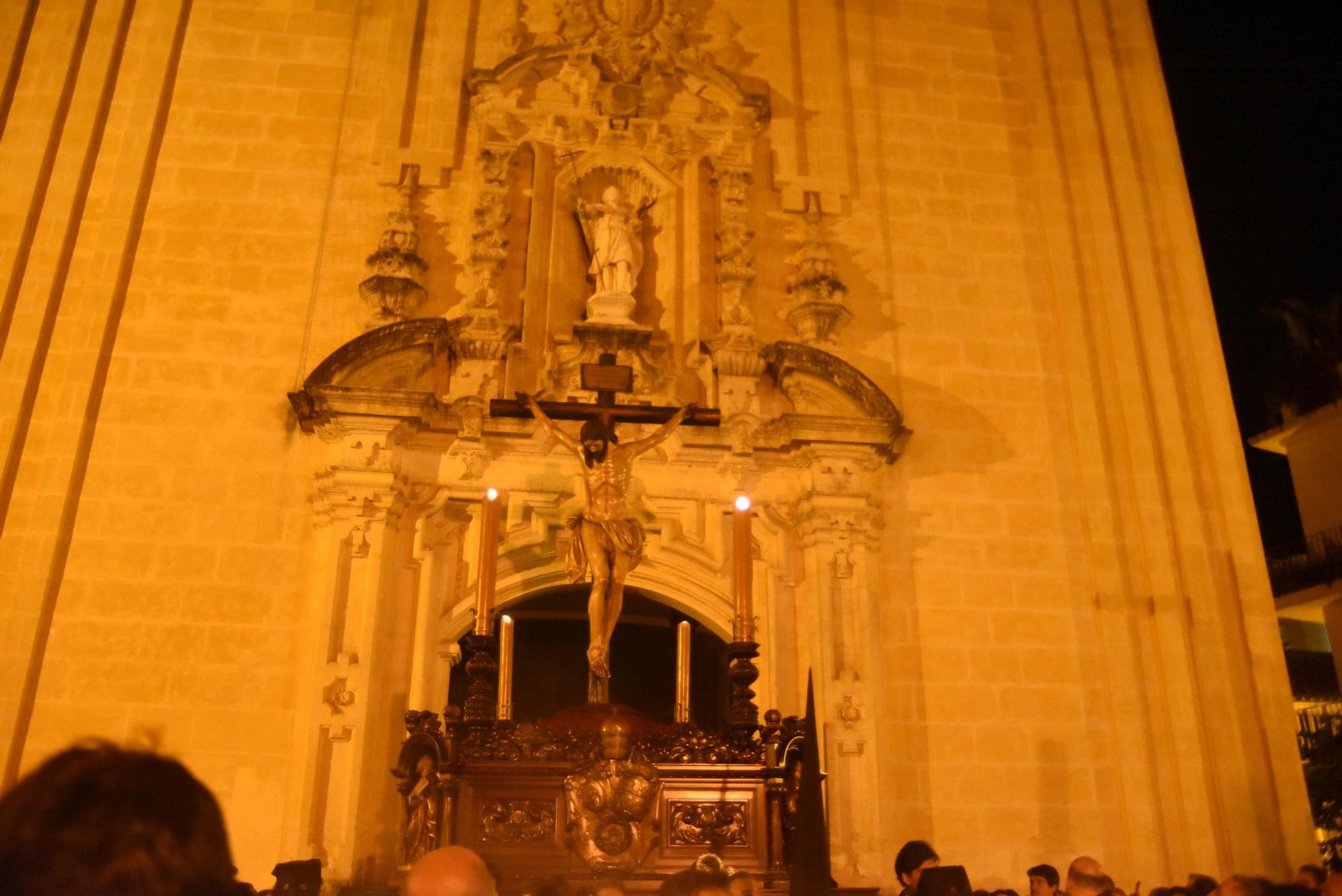 La procesión de la Buena Muerte en la Madrugada de Córdoba, en imágenes