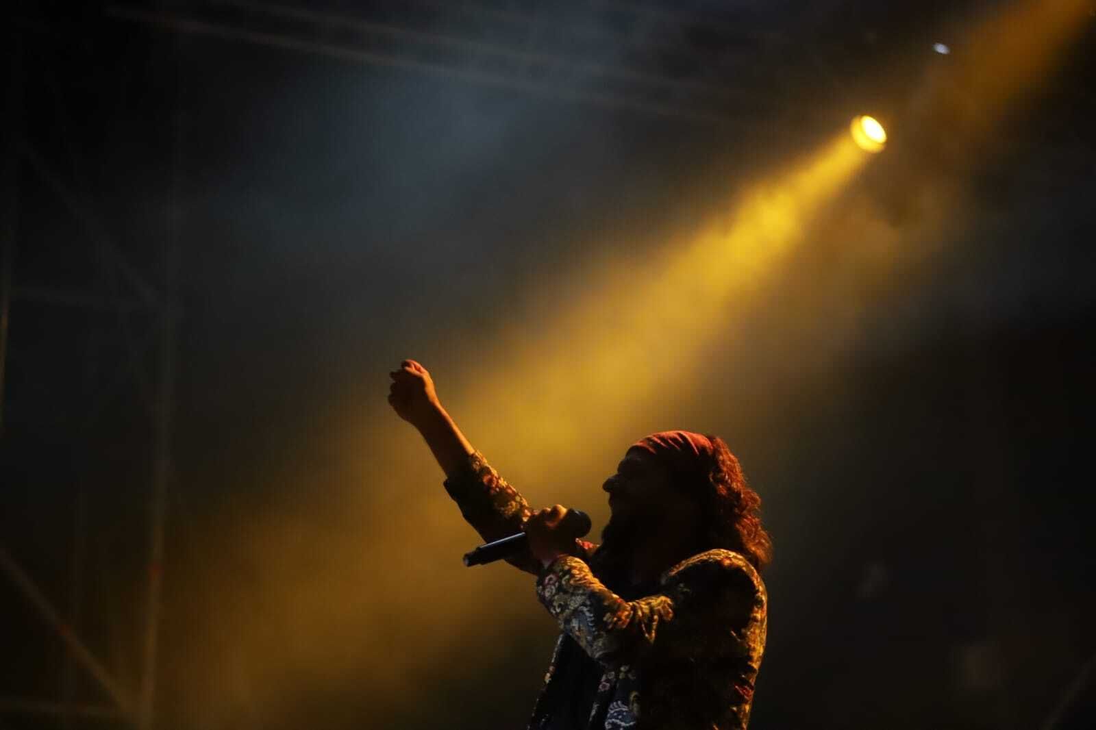 El Arrebato pone un broche festivo al Encuentro Paco de Lucía