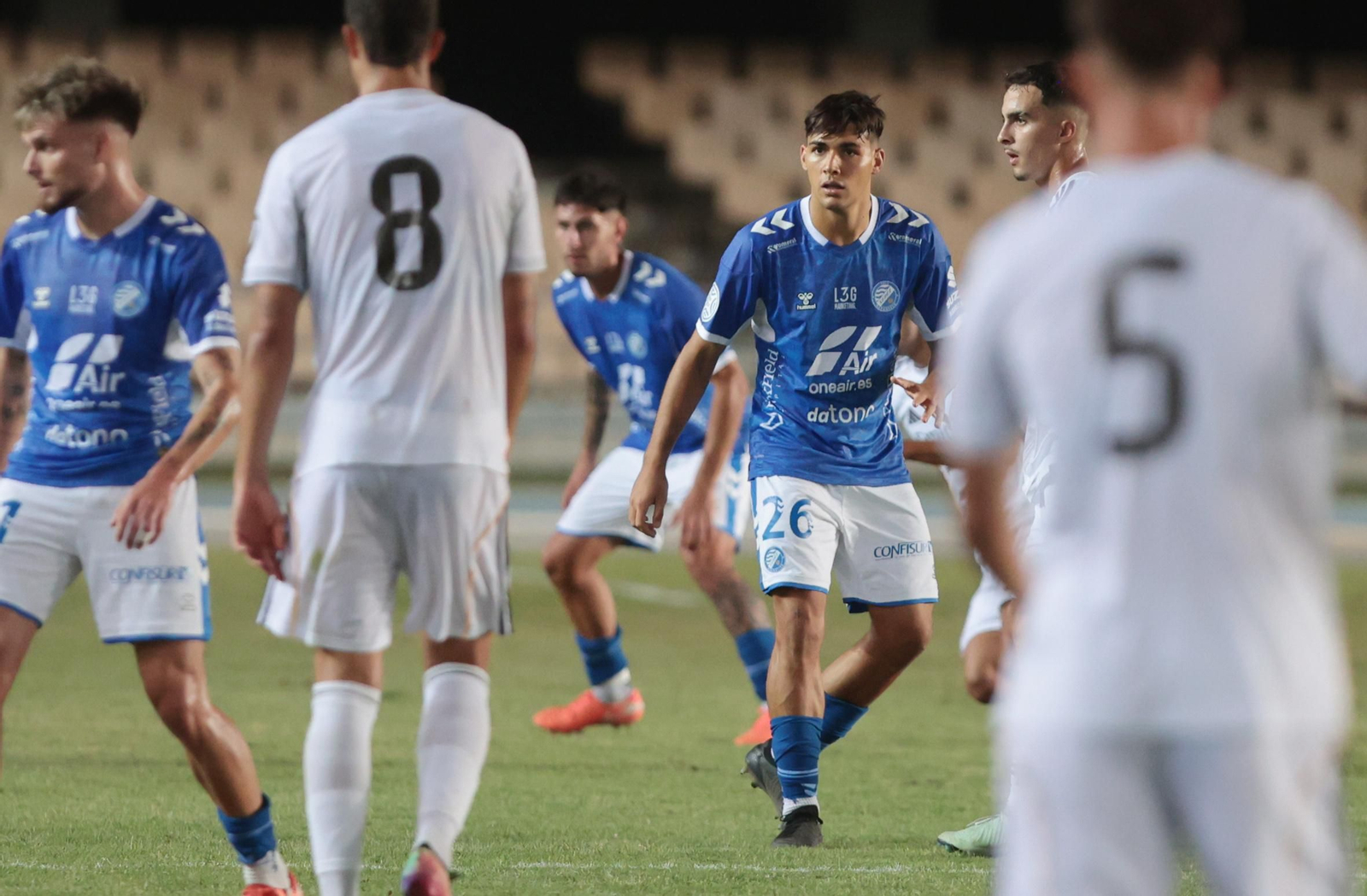 Imágenes del Trofeo de la Vendimia entre  Xerez DFC contra Real Madrid C en Chapín