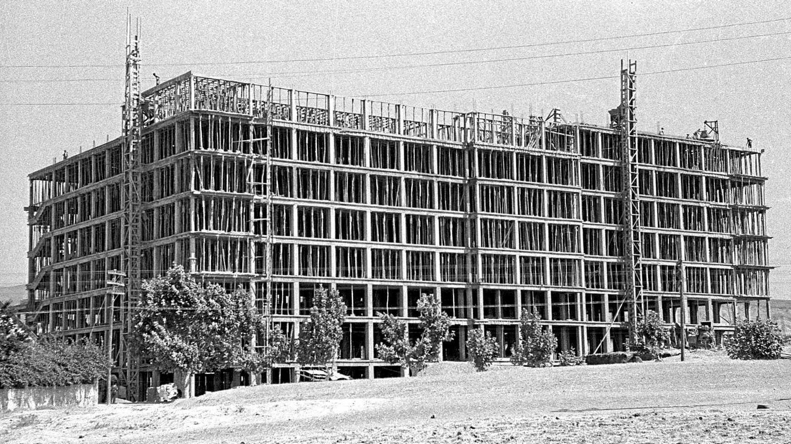 El pabellón A, casi terminado.