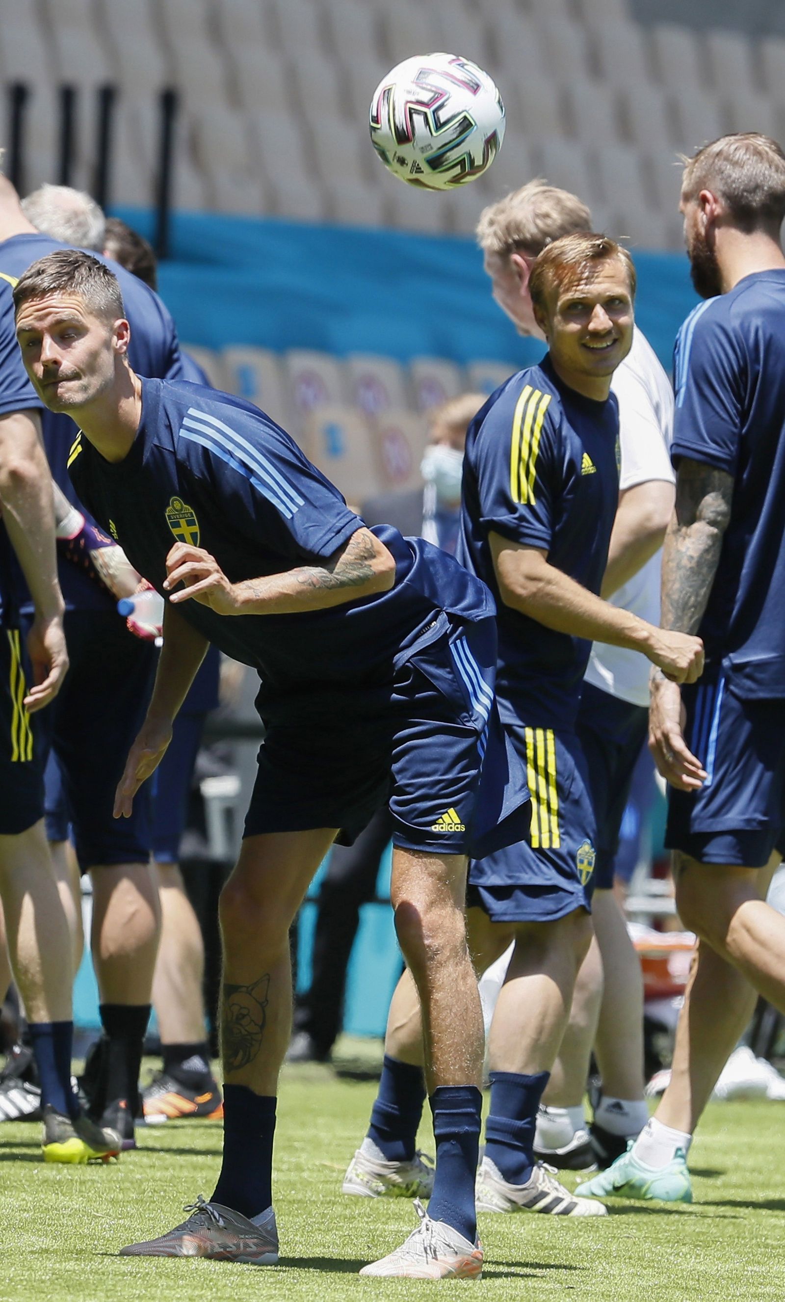 ¡Suecia entrena a las 14:30 en La Cartuja con 33 grados!