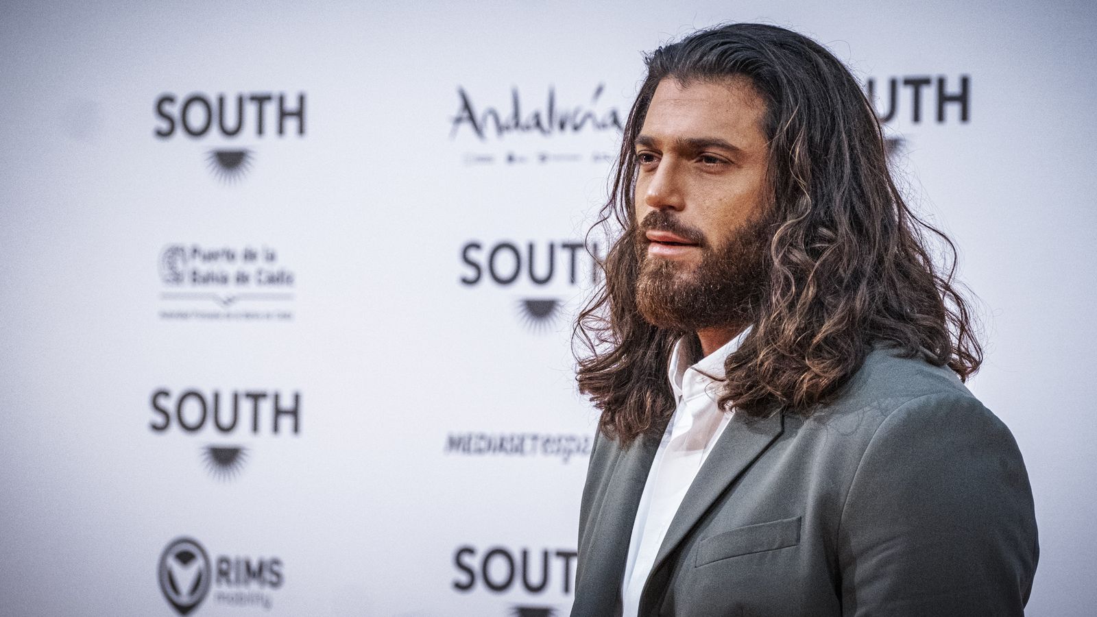 Las imágenes del photocall del miércoles 30 del 'South Series Festival Cádiz' con Can Yaman entre otros