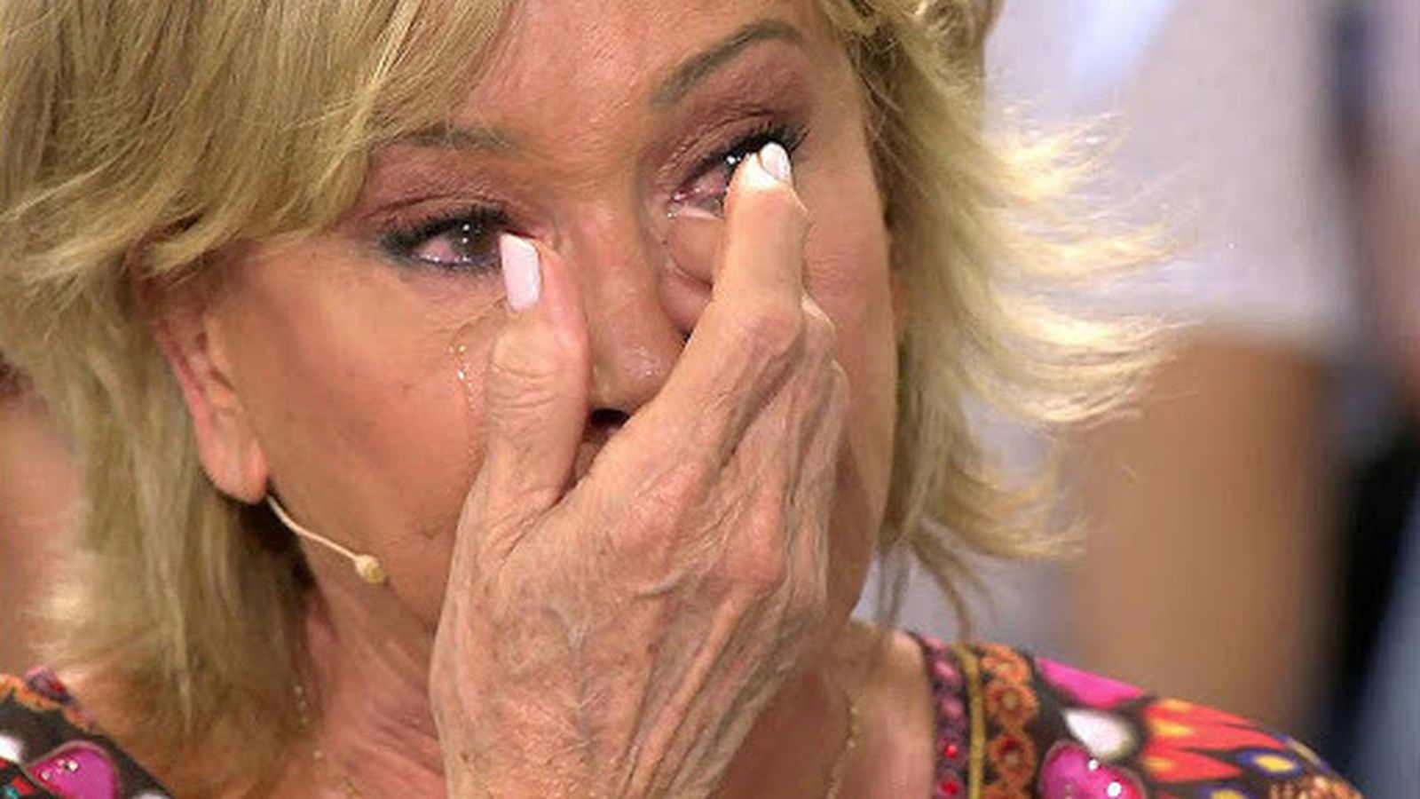 Mila Ximénez, llorando, en una de sus intervenciones en 'Sálvame'.