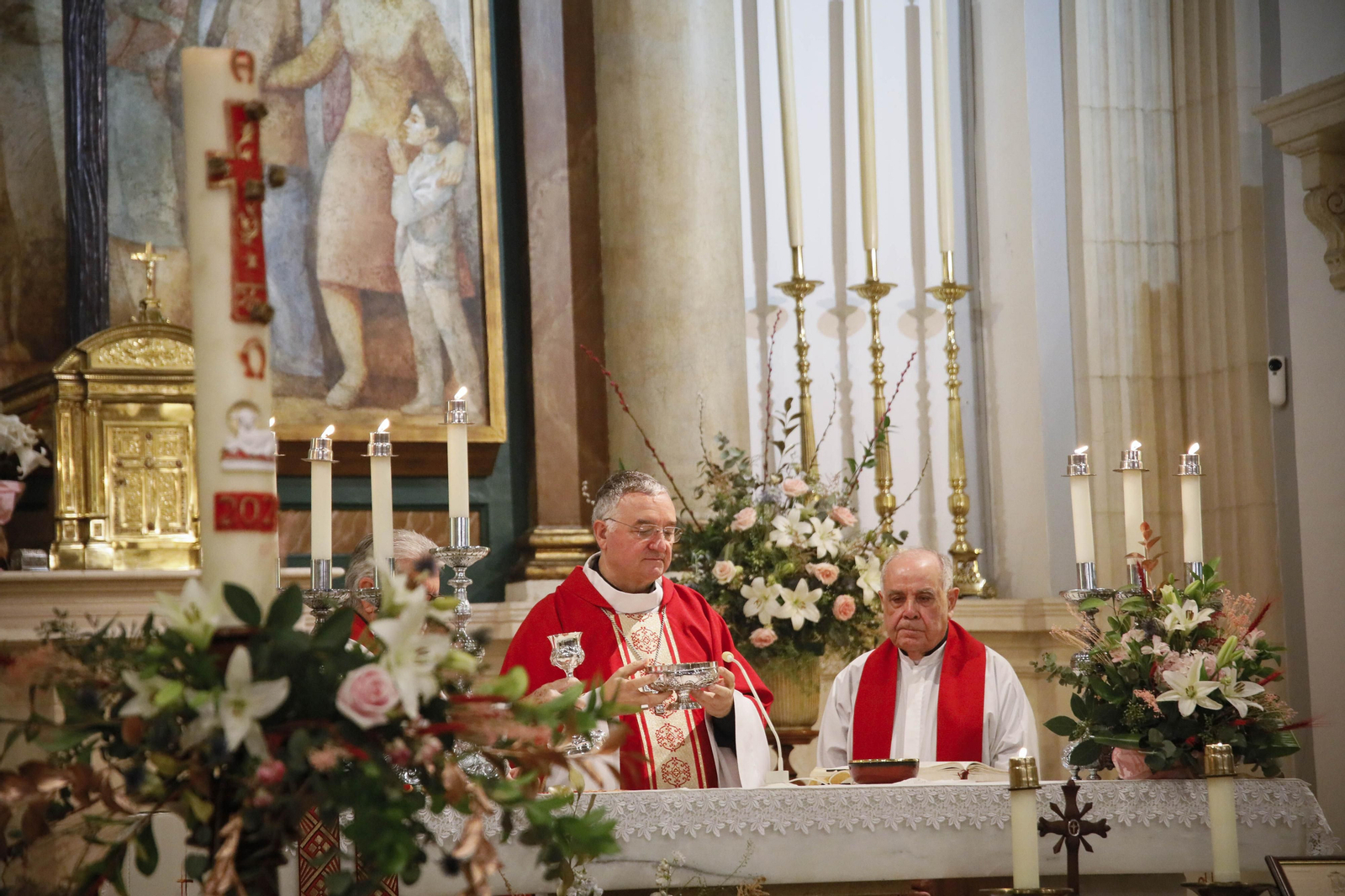 Así fue el Lignum Crucis en la Iglesia San Sebastián, en imágenes