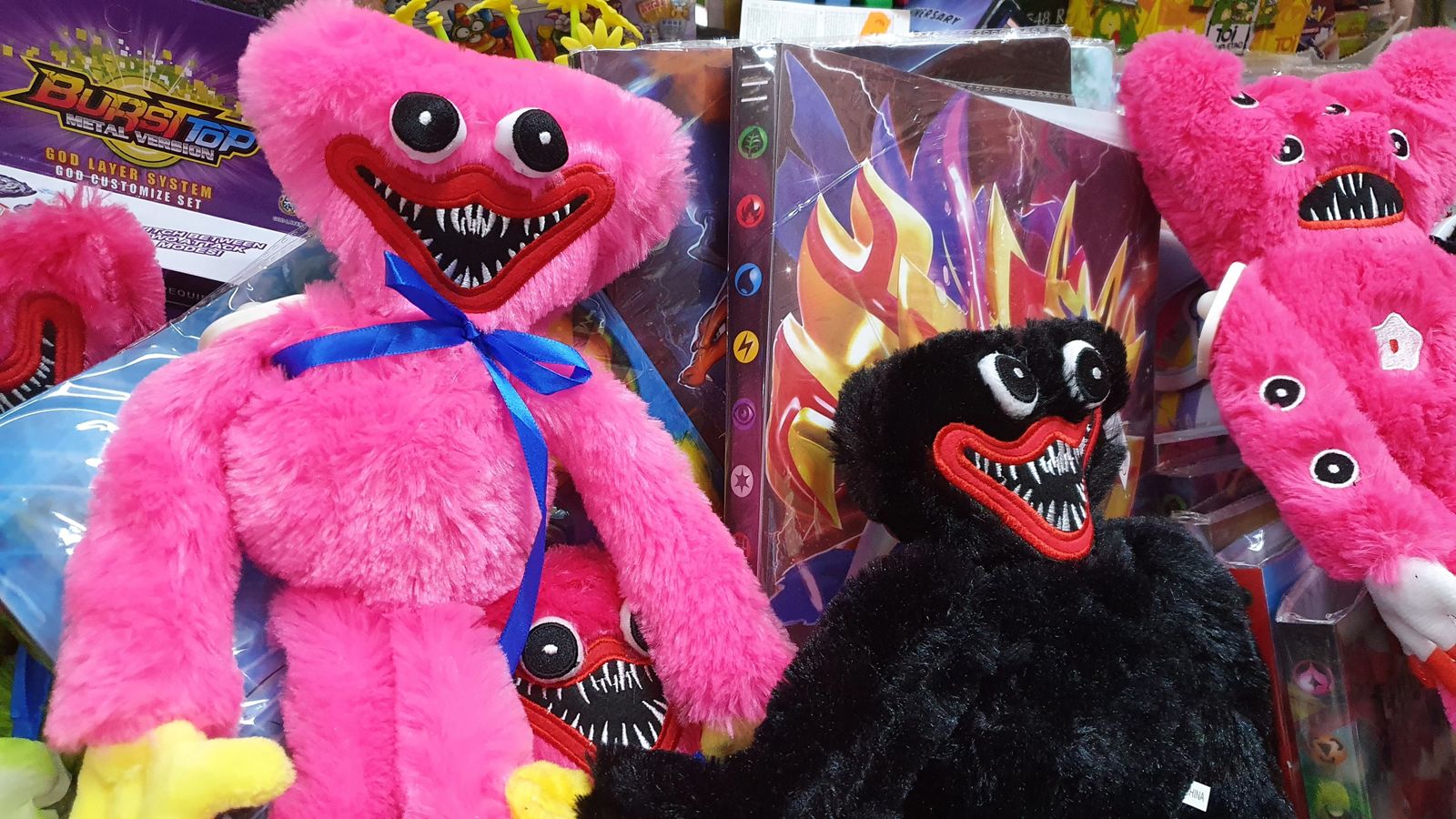 No es difícil encontrar estos peluches en las tiendas de Cádiz