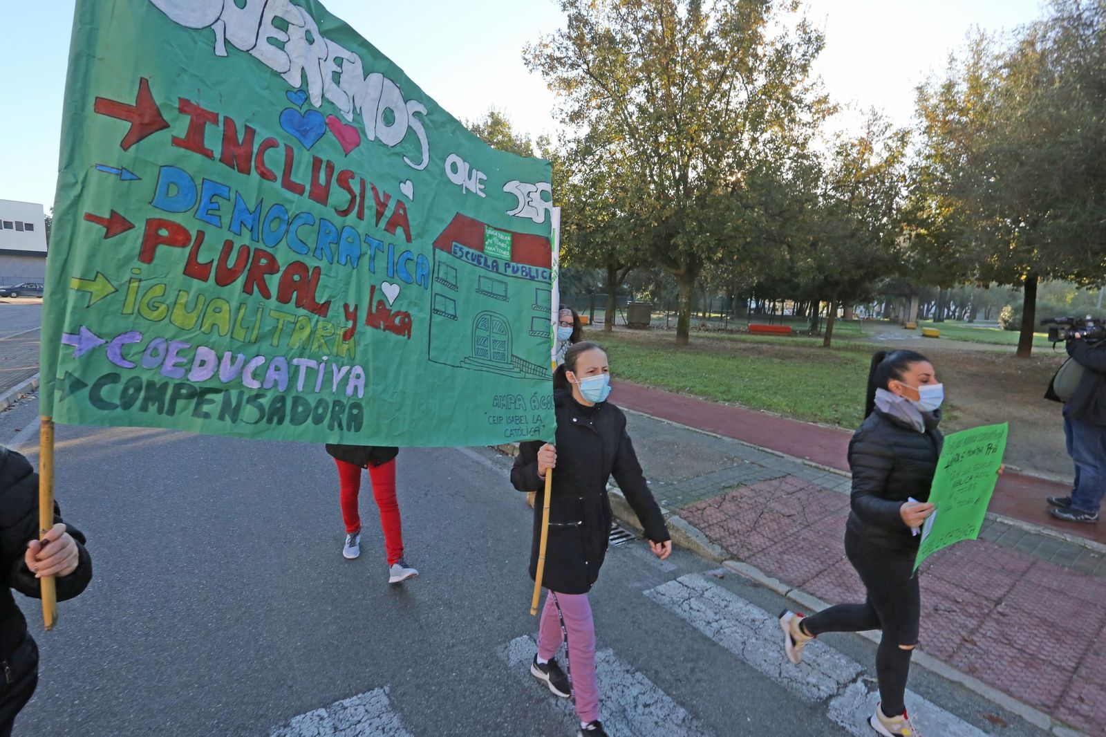 Manifestación del AMPA del colegio Isabel la Católica