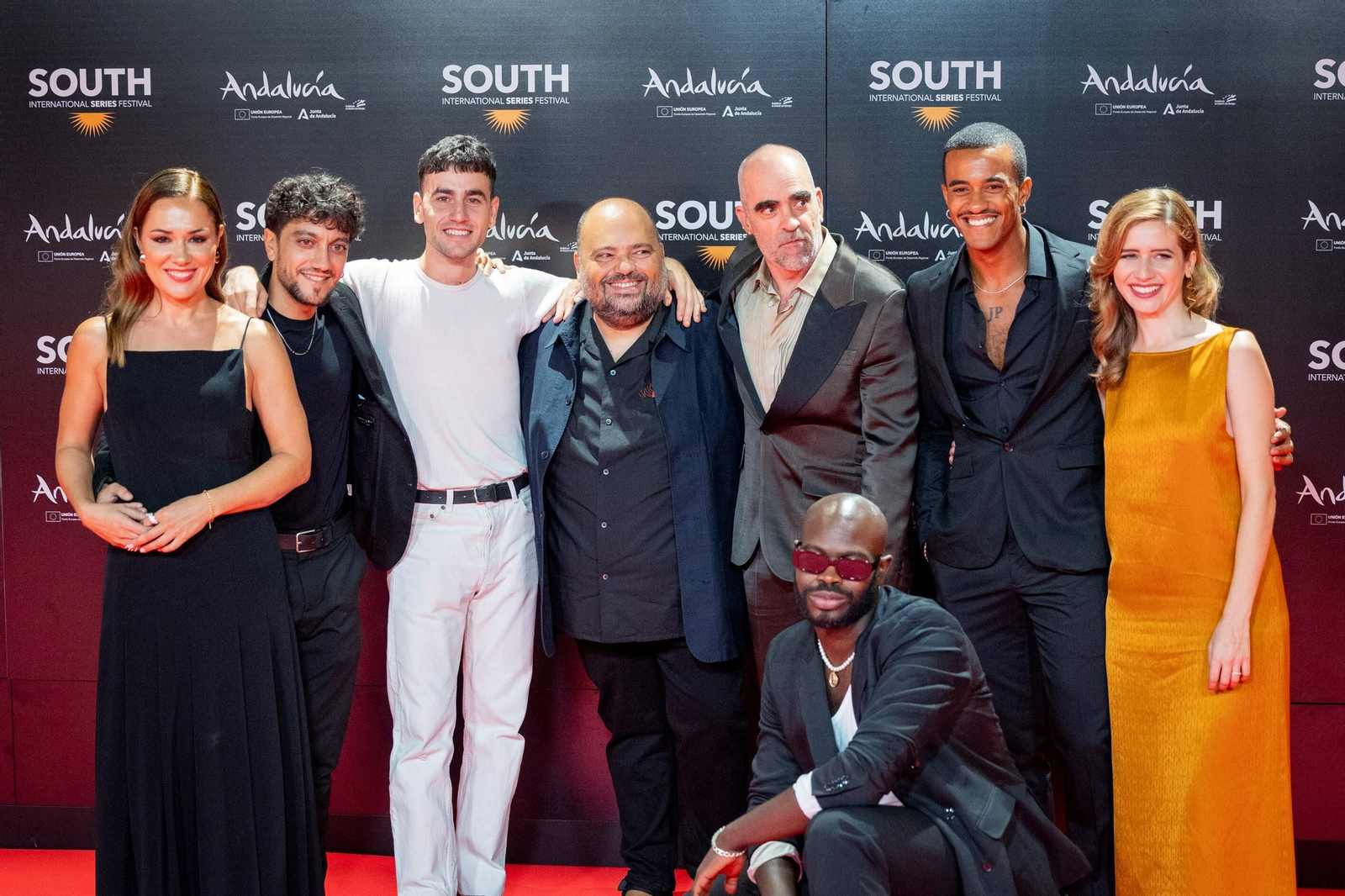 Todas las imágenes de la gran alfombra roja del South Series Festival en Cádiz: Luis Tosar, Marta Hazas, Mariano Peña, ....