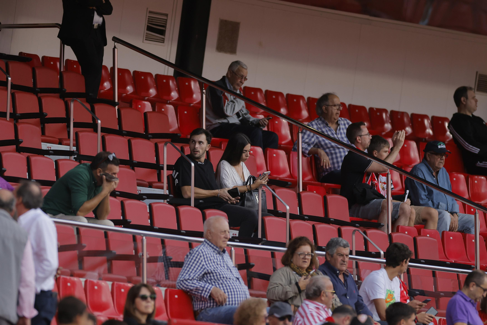 Búscate en las fotos del Sevilla-Madrid