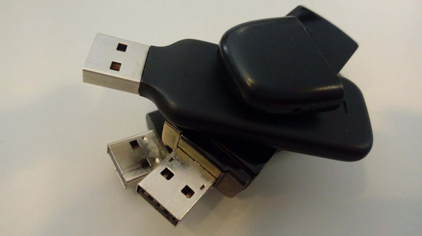 Adaptadores de tarjetas SIM servirán para disponer de conexiones de internet en las viviendas de los estudiantes.