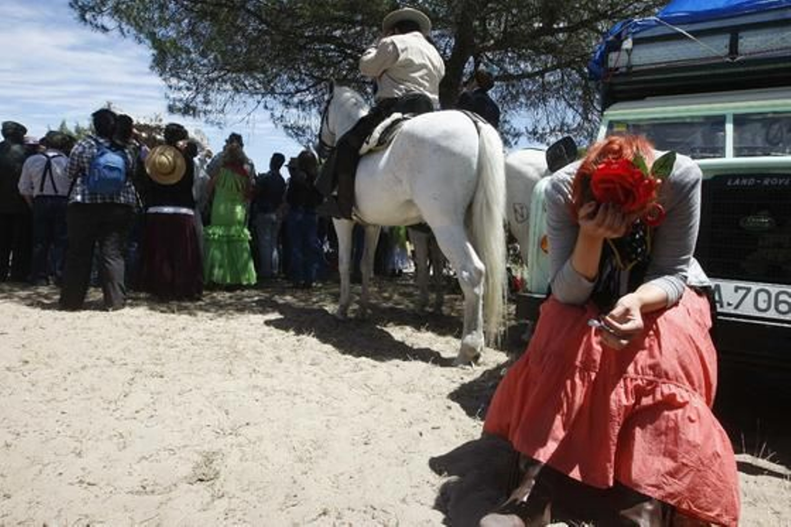 Momento de reflexión y descanso durante uno de los ‘rengues’ que se realizó durante la jornada de ayer.

Foto: Pascual