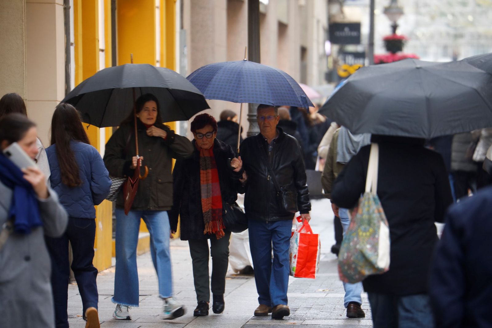 Los cordobeses ultiman las compras de Navidad, en imágenes