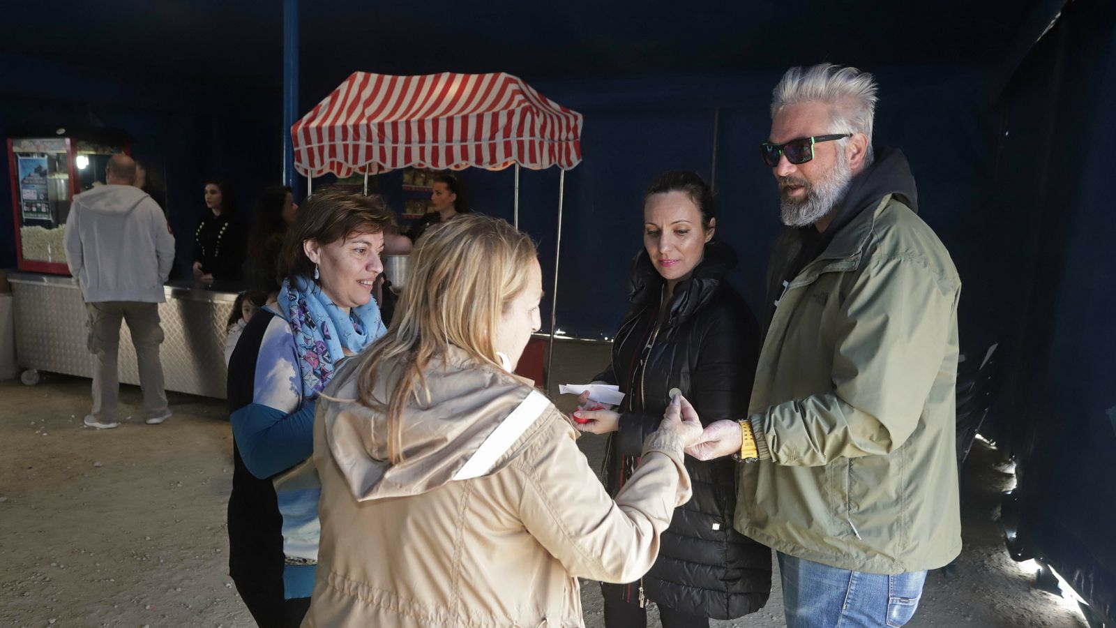Imágenes de la gala solidaria para el circo Berlín.