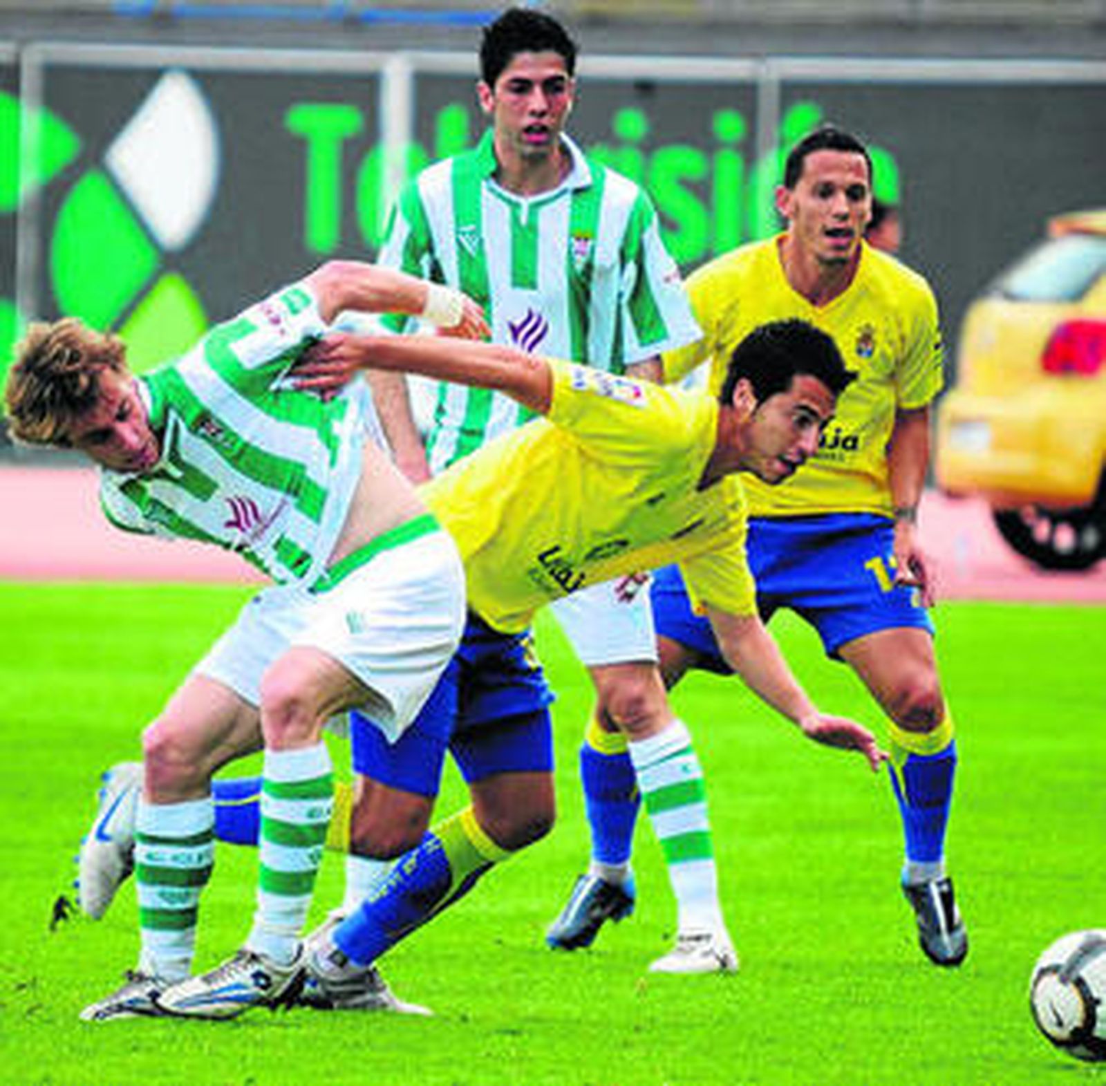 El equipo canario se llevó los tres puntos en su feudo.