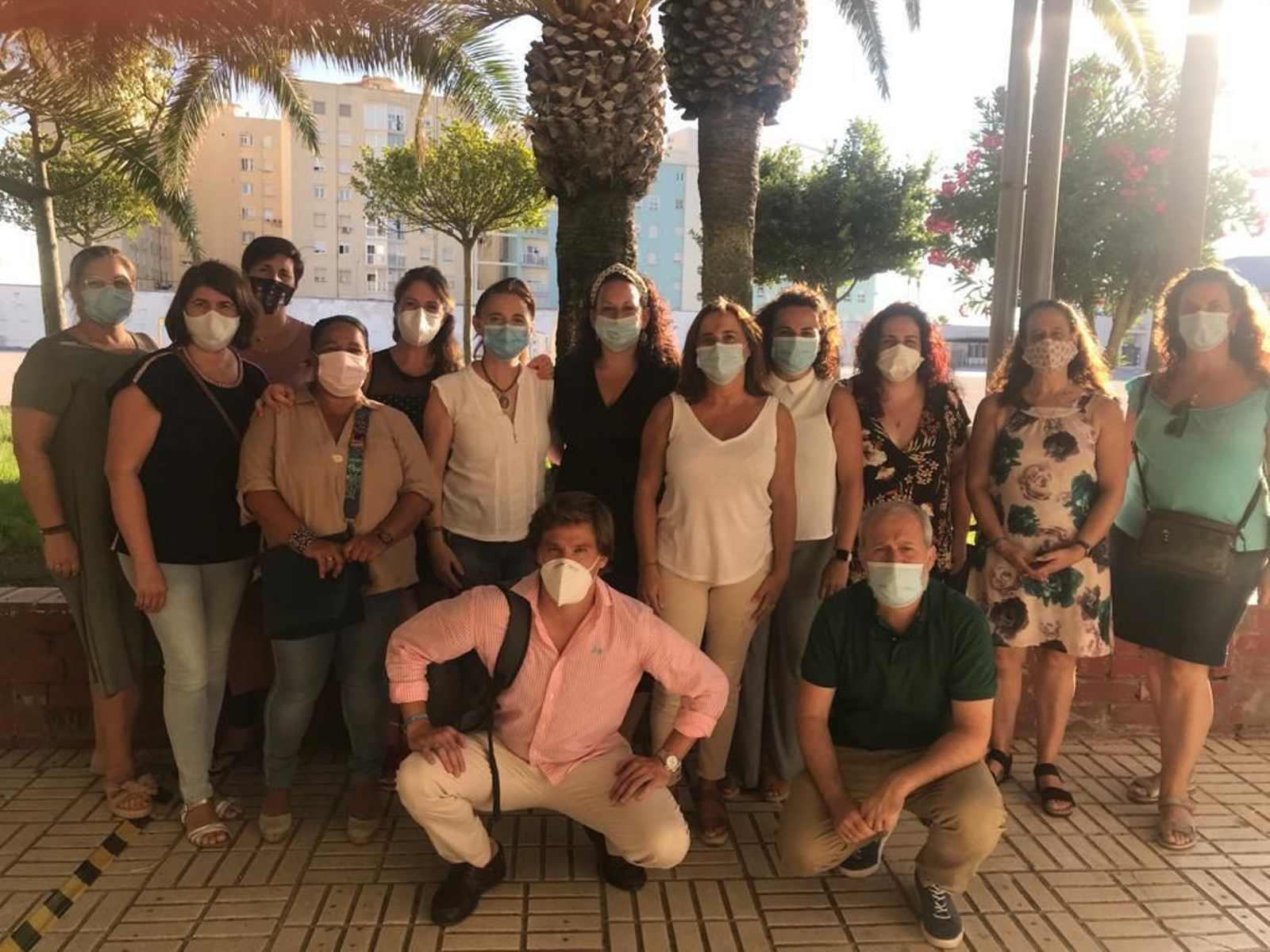Representantes de AMPAs de colegios concertados de la capital reunidos en el colegio San Felipe Neri. Representantes de AMPAs de colegios concertados de la capital reunidos en el colegio San Felipe Neri.