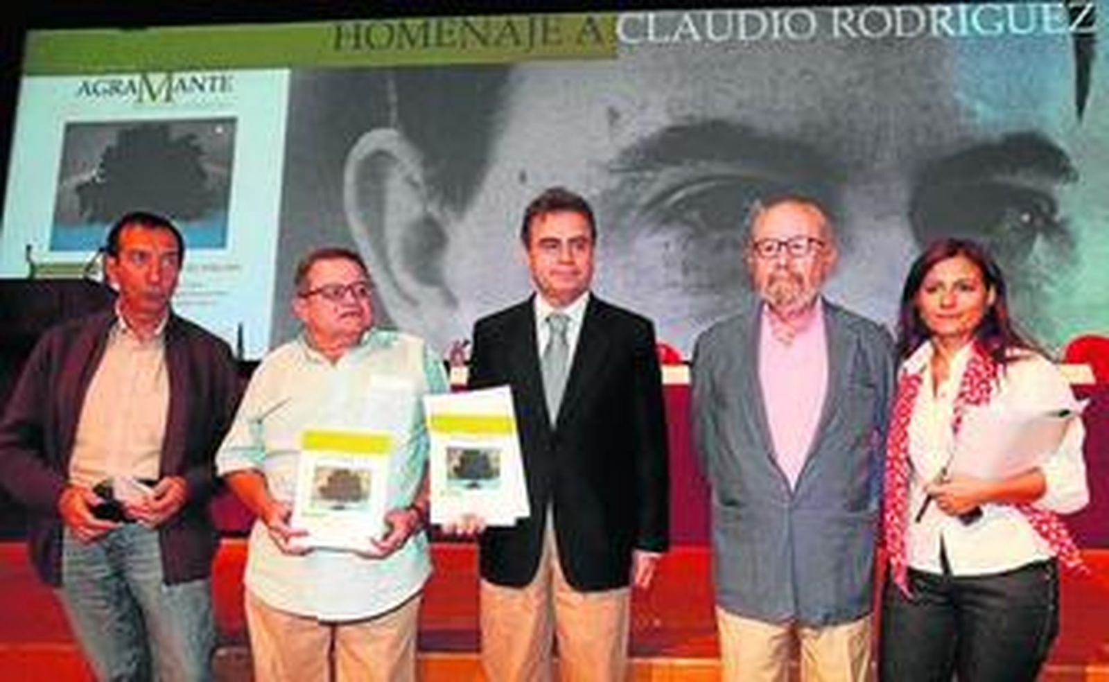 Un momento de la presentación de la revista 'Campo de Agramante'.