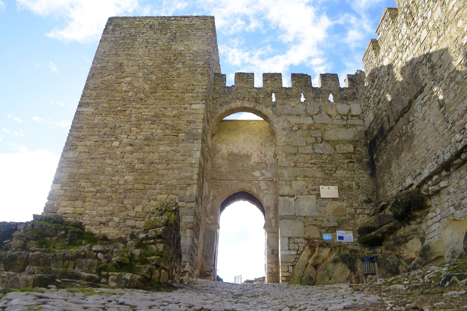 El Castillo-Fortaleza de Jimena.