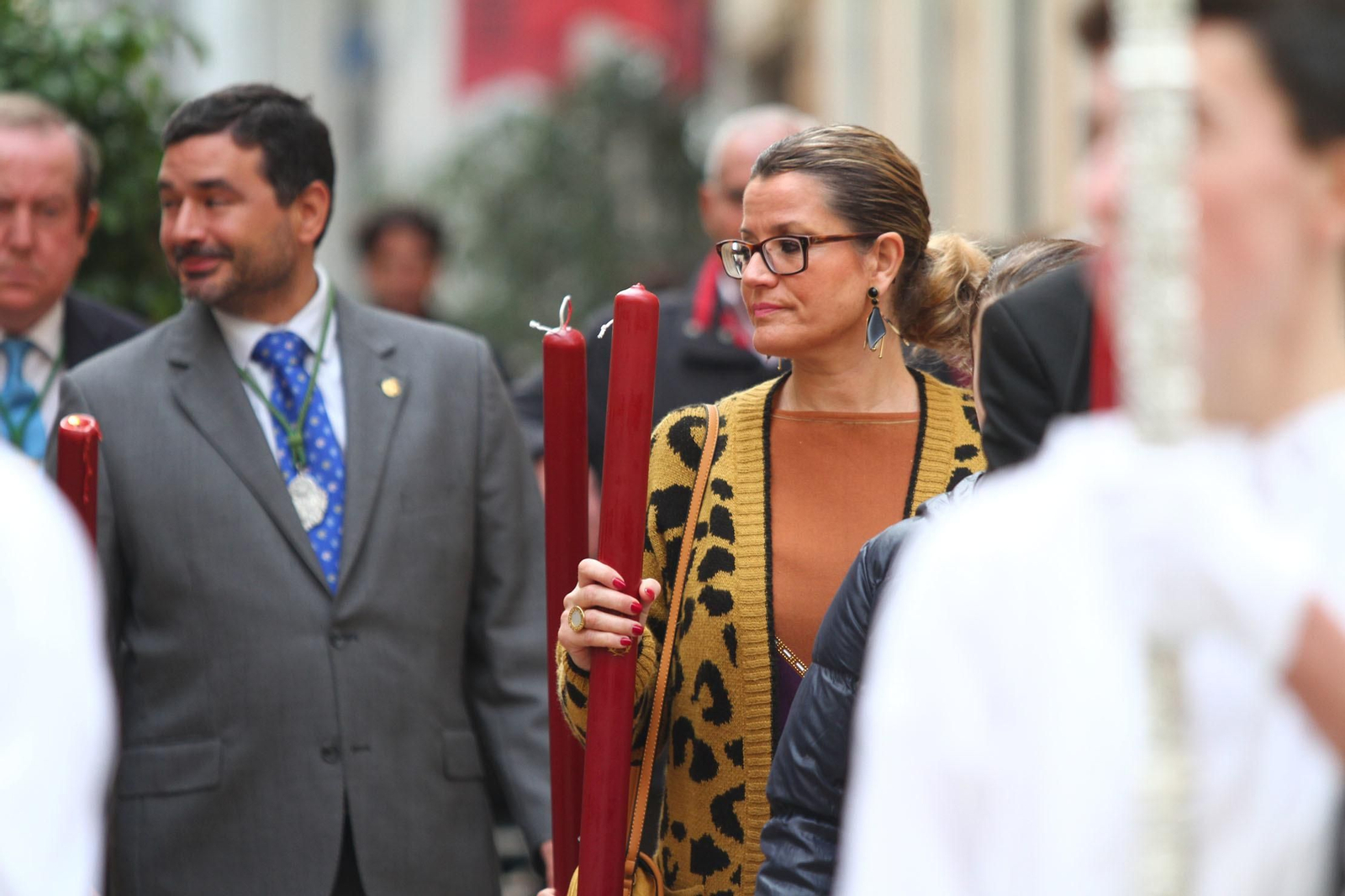 Procesión Solemne  de la Hermandad de La Vera Cruz, con el Santísimo Sacramento.