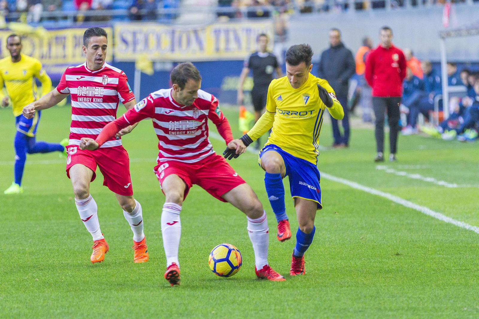 Álvaro García volverá a pisar el césped de Los Cármenes para medirse al club con el que debutó en Primera.