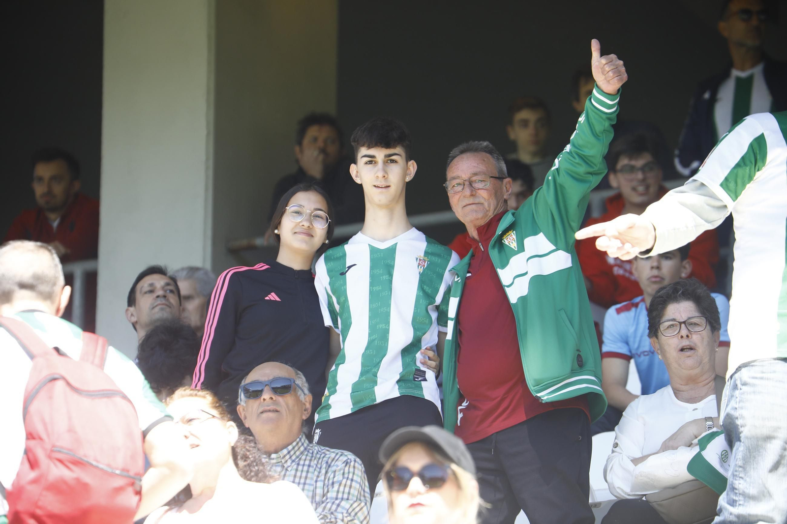 Las fotos del ambiente en El Arcángel para el Córdoba CF - Elche
