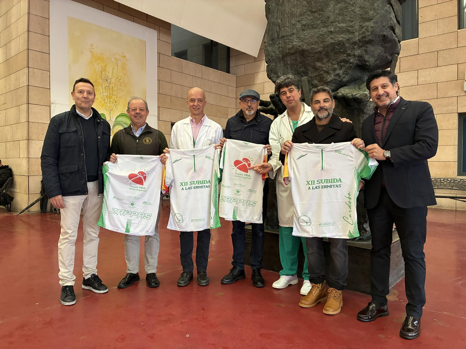 Los organizadores, durante la presentación de la prueba.
