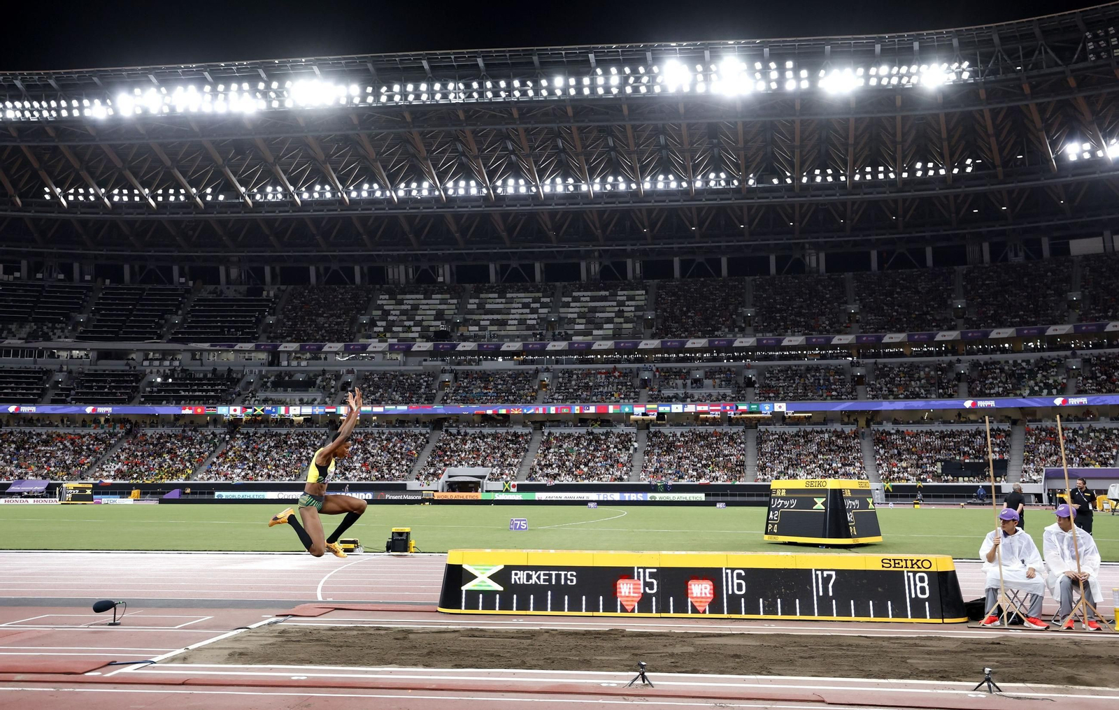 Las fotos del prometedor triunfo de Attaoui y del resto de la jornada del Mundial de Atletismo