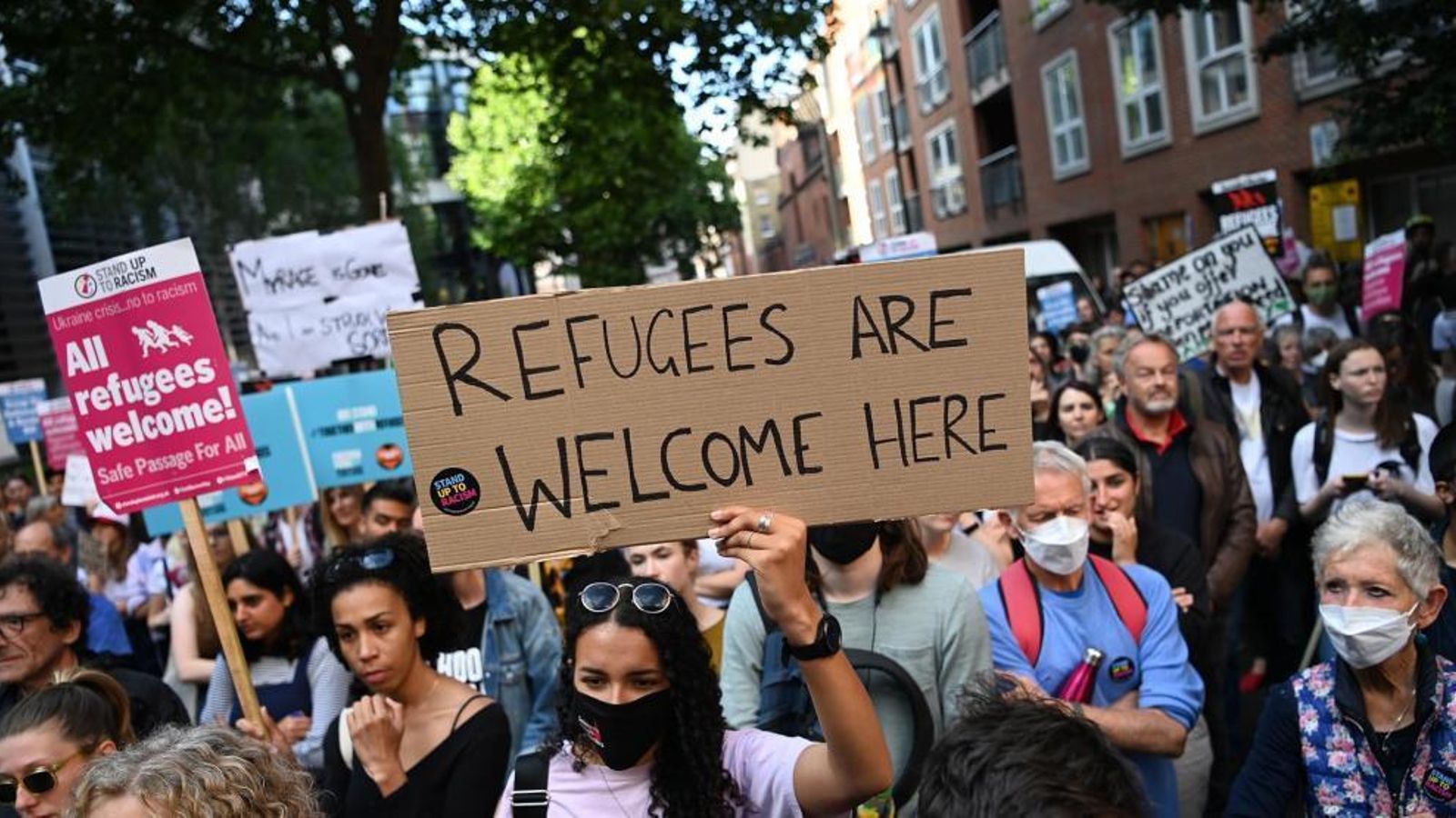 protesta-en-el-reino-unido-contra-las-deportaciones-a-ruanda