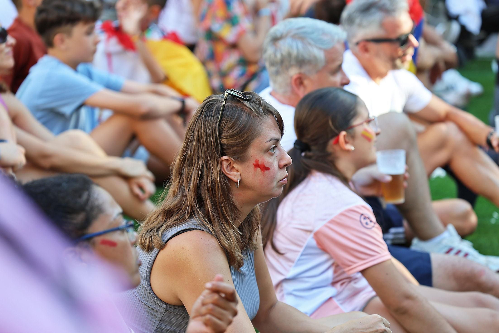 Imágenes de la Fan zone en Huelva de la Final de la Eurocopa entre Inglaterra y España Imágenes de la Fan zone en Huelva de la Final de la Eurocopa entre Inglaterra y España