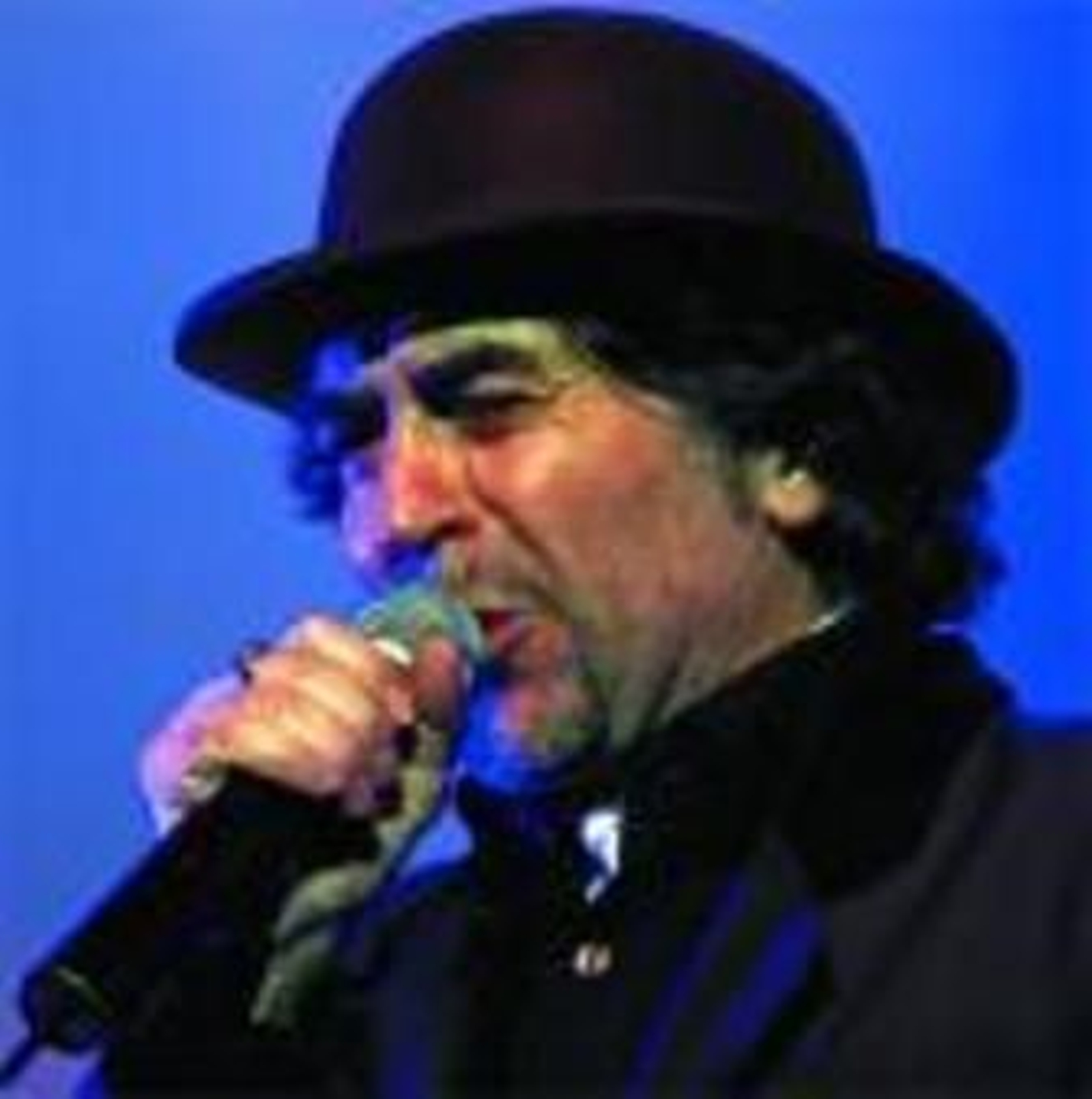 Sabina pide a Maradona que deje las drogas