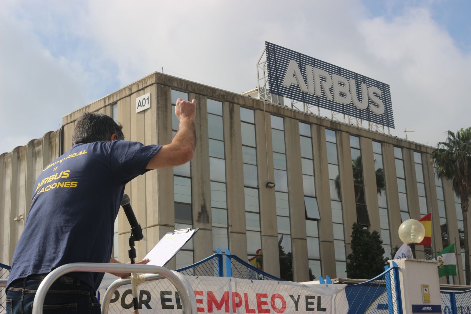 Asamblea de trabajadores en la planta de Airbus Puerto Real, en una imagen de archivo