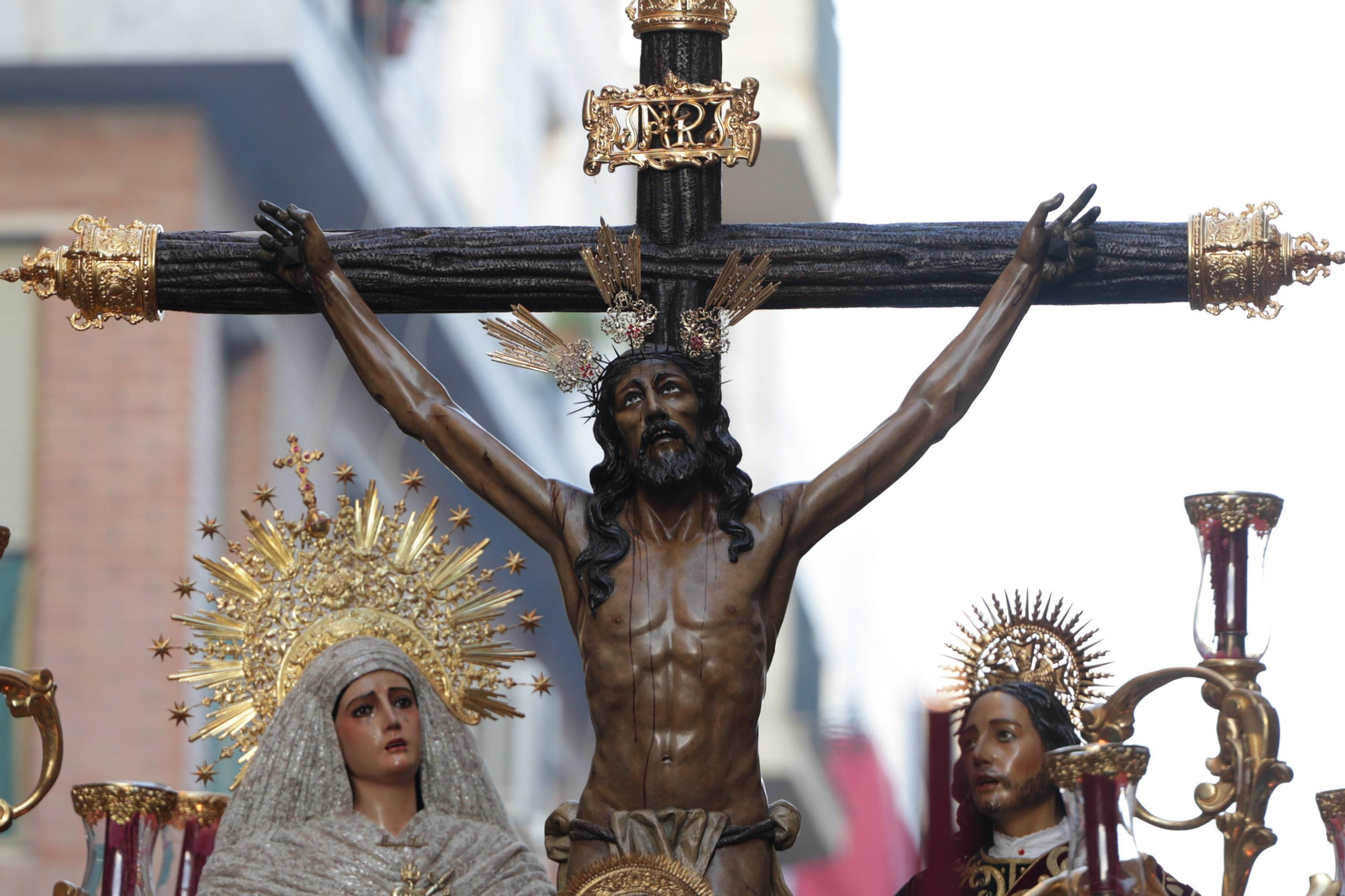 La Hermandad de la Esperanza en la Semana Santa de Huelva 2023, en imágenes