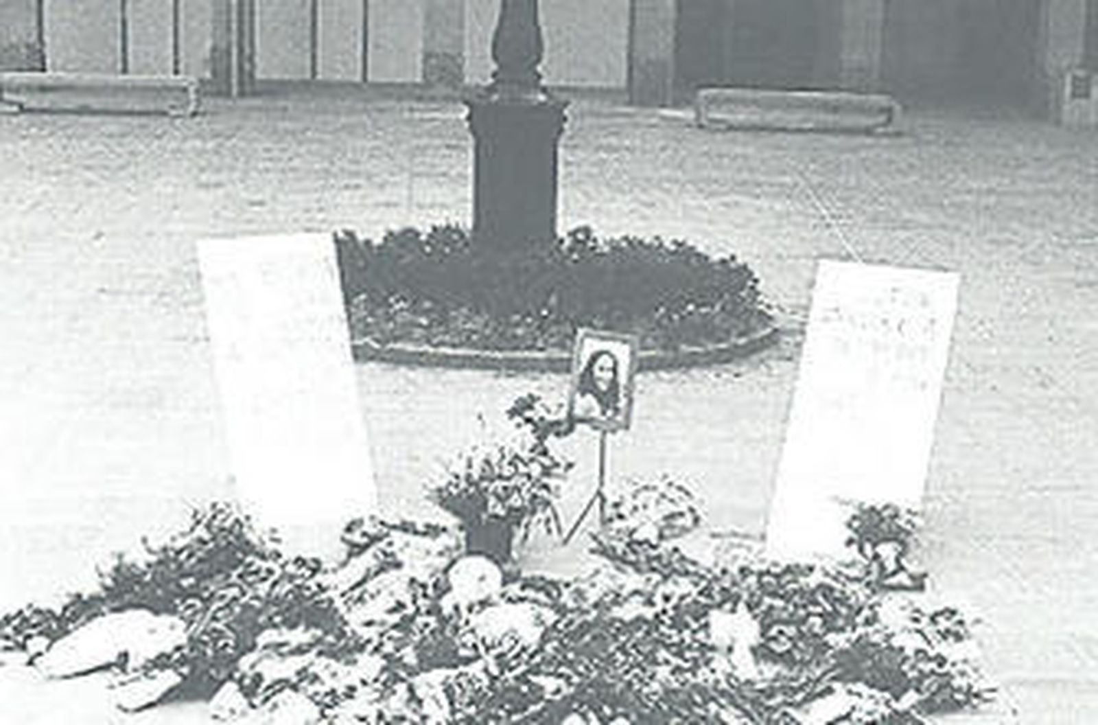 ETA asesina a su antigua dirigente 'Yoyes'