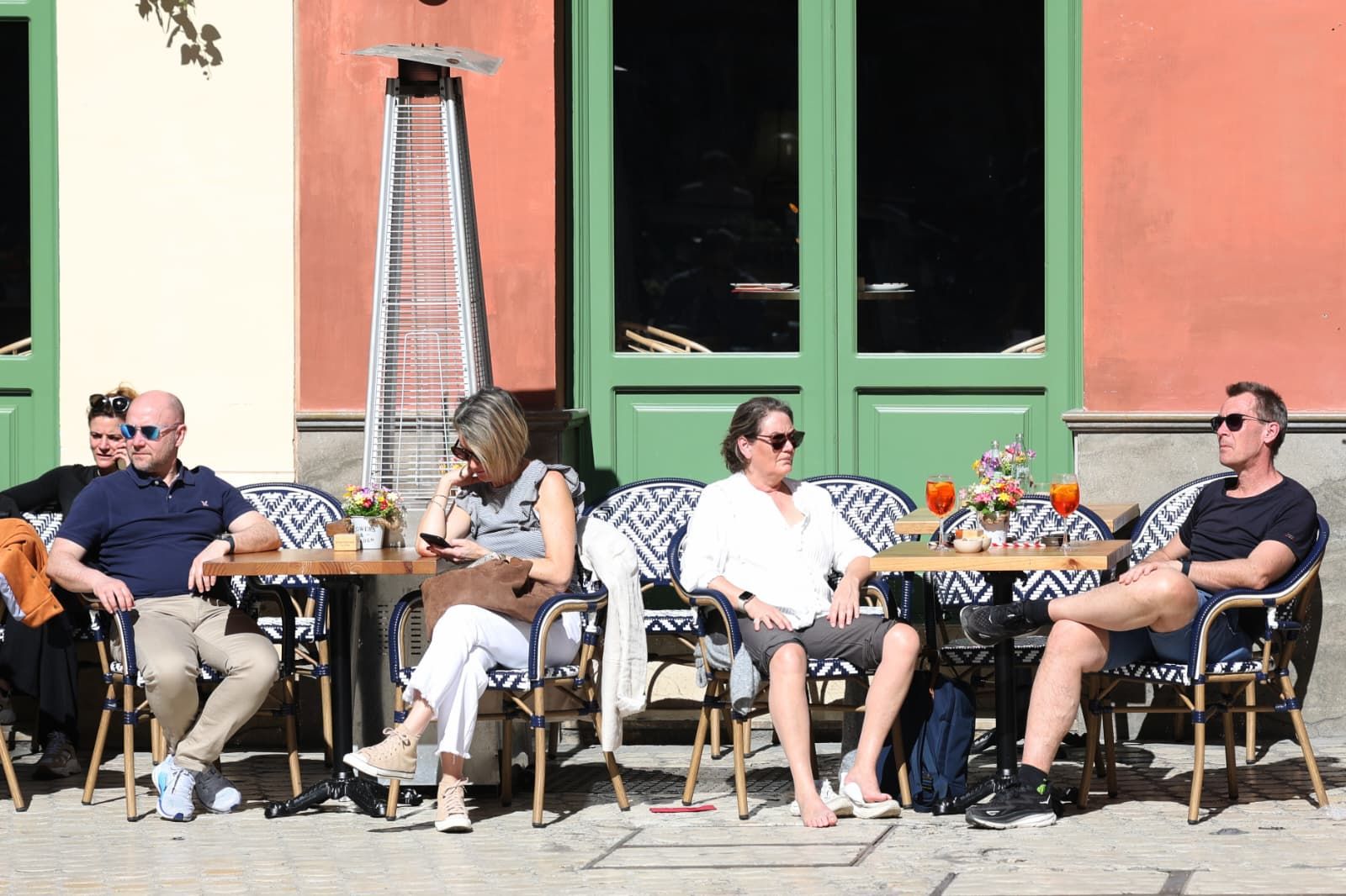 Este miércoles el sol se dejó notar en la capital.