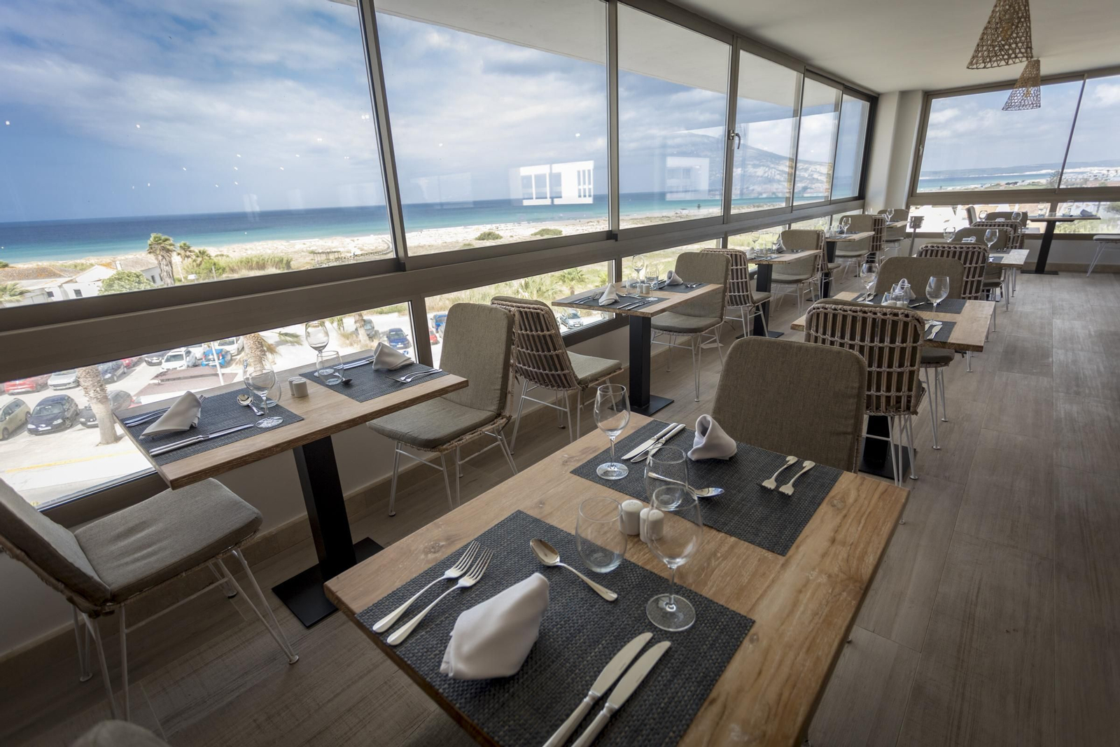 El hotel Zahara Beach & Spa, en imágenes