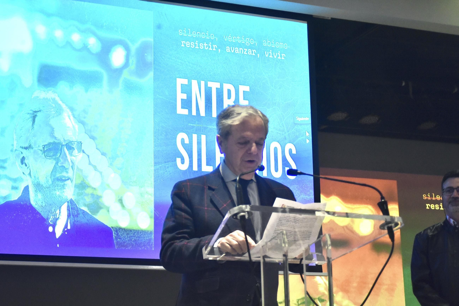 La presentación del documental 'Entre silencios, en imágenes