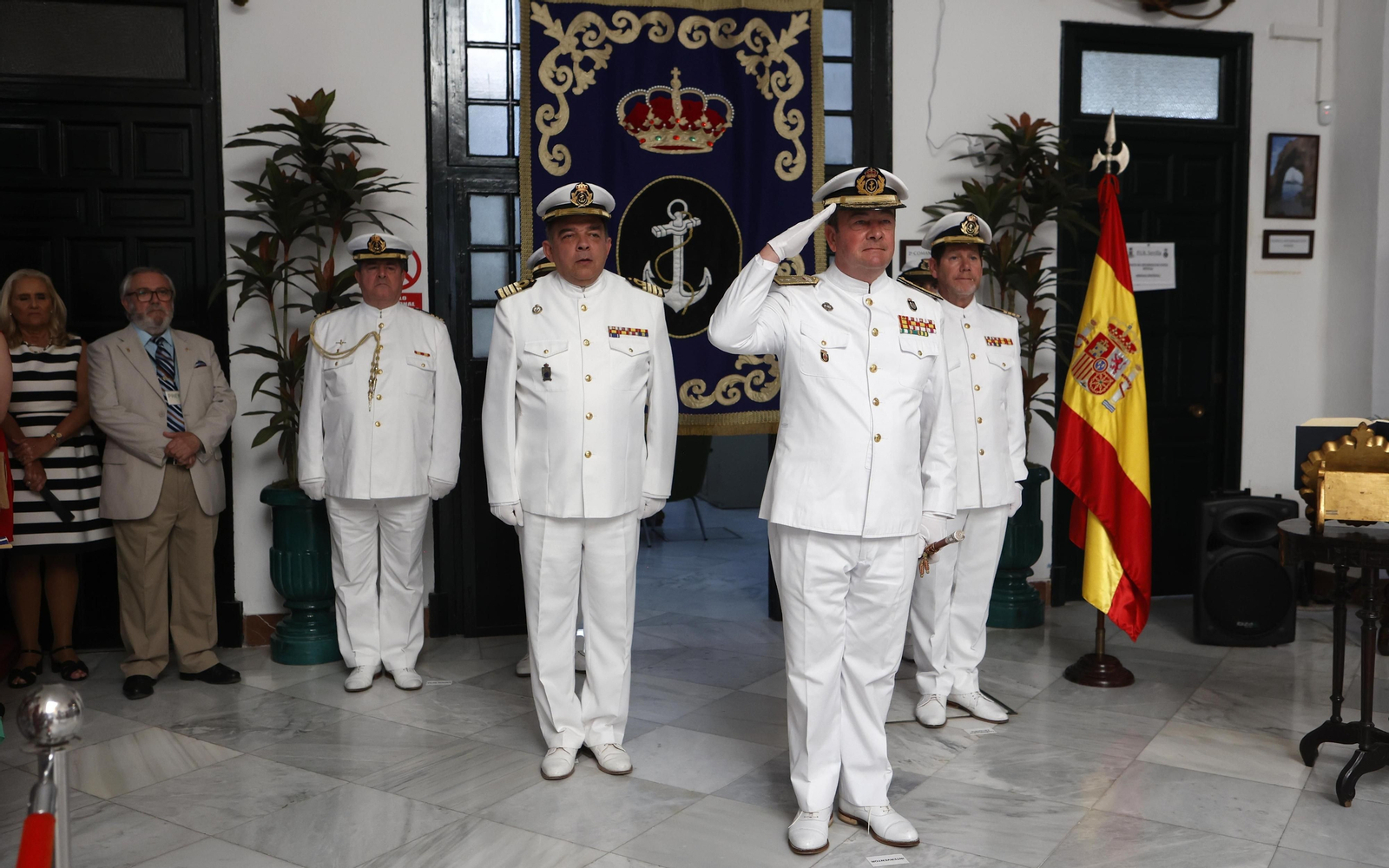 Entrega de mando de la Comandancia Naval de Sevilla al capitán de navío José Daniel González-Aller Lacalle