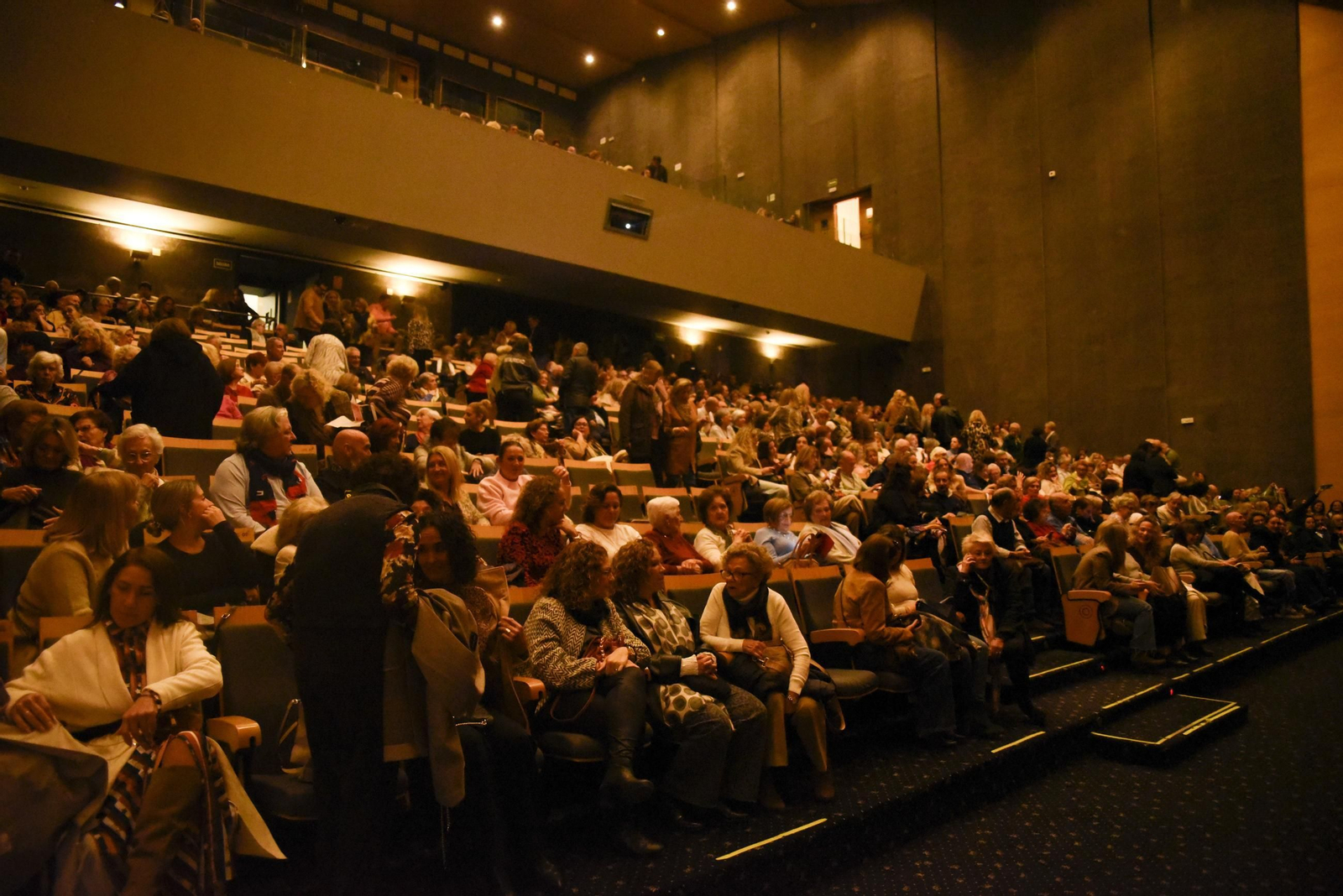 Fotos del concierto de Laura Gallego en La Línea