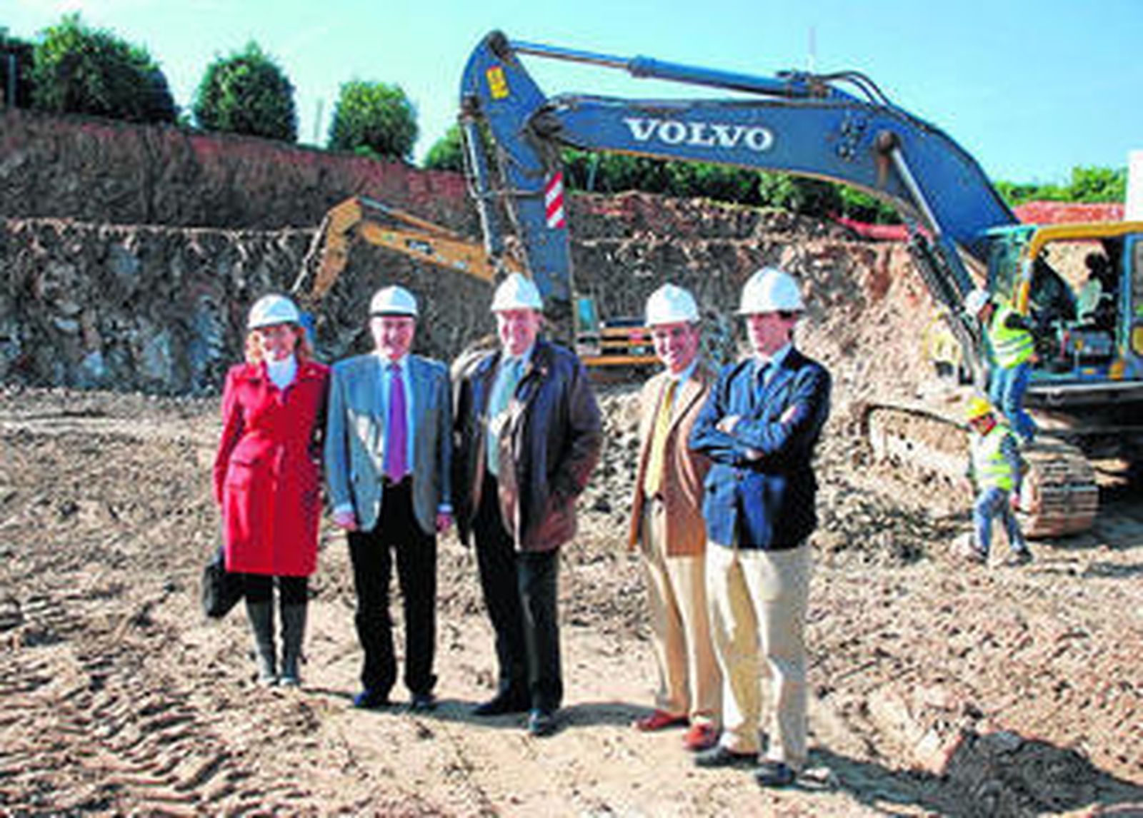 Visita del alcalde de la ciudad y del delegado de Medio Ambiente a las obras.
