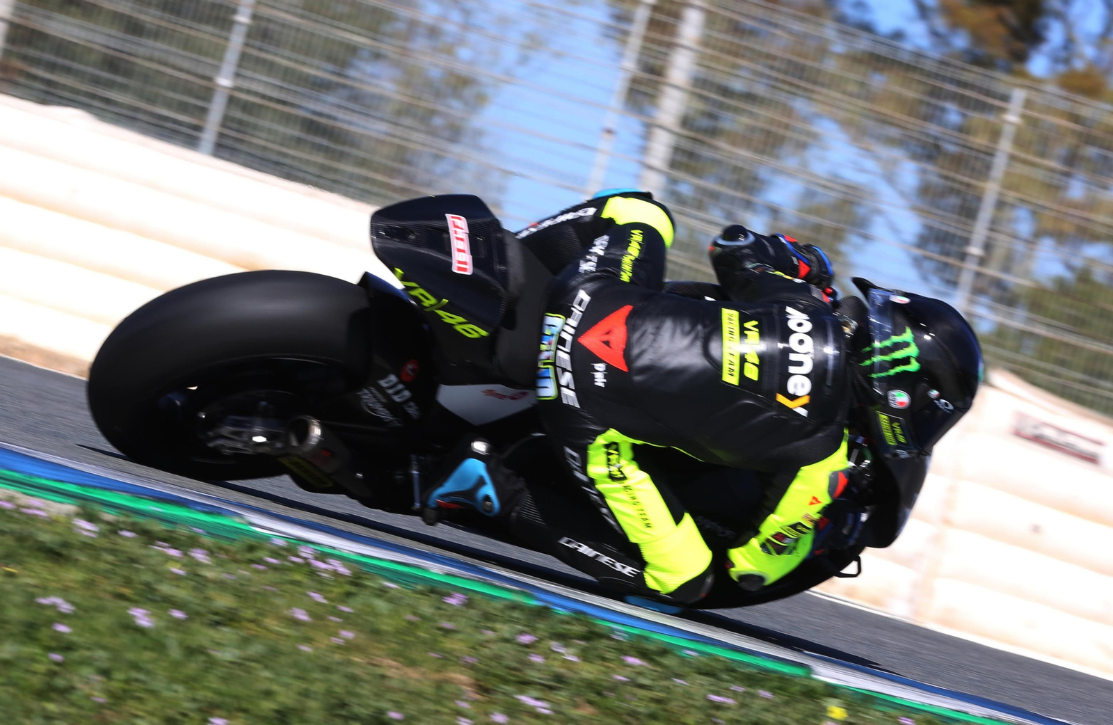 Entrenamientos de Moto2 y Moto3 en el Circuito de Jerez
