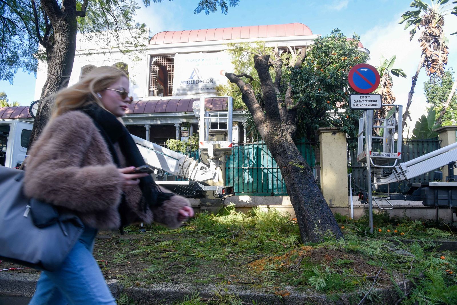 Fotografías del entorno del Teatro Lope de Vega