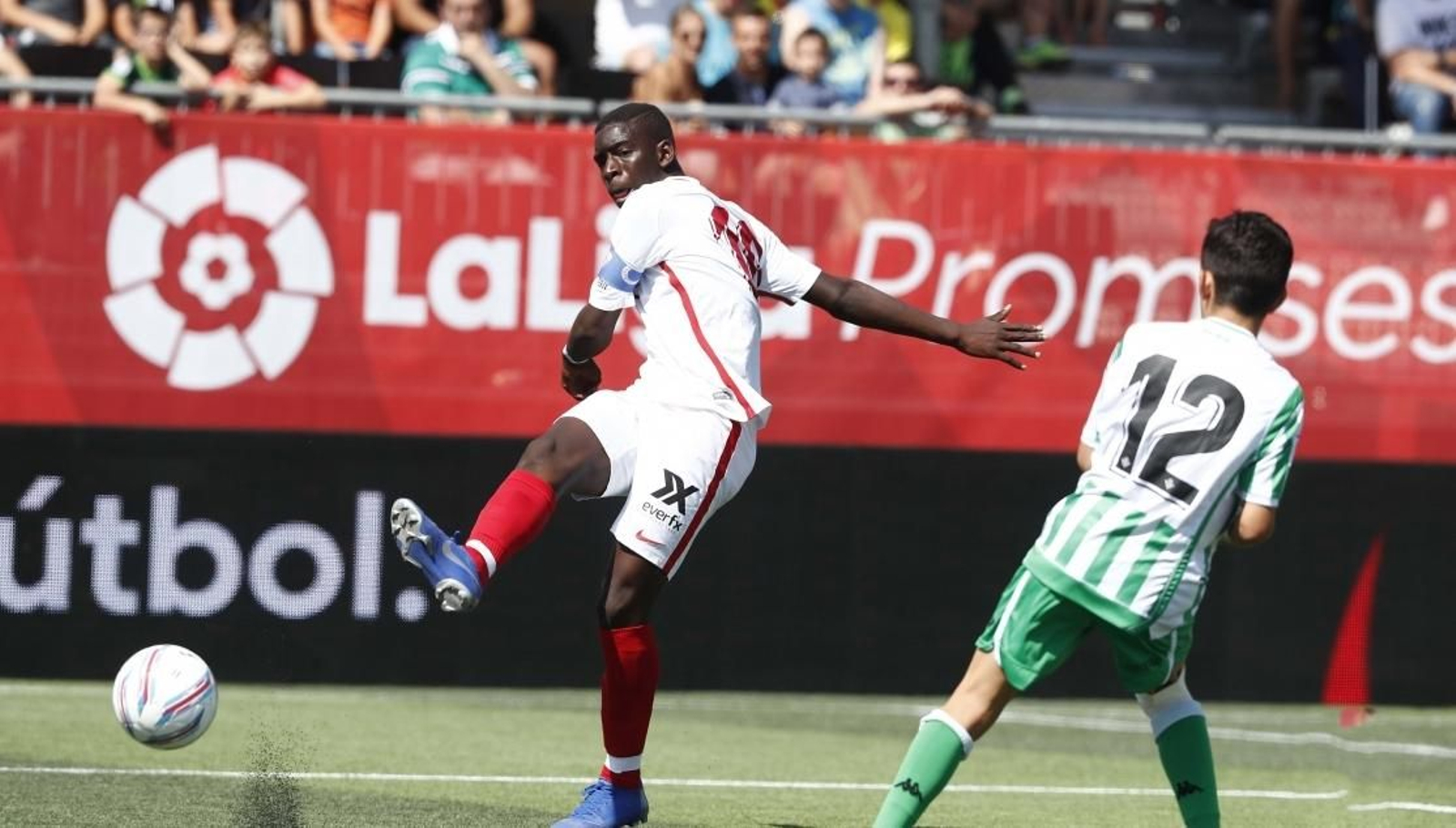 Fernando Cáceres reacciona ante las invectivas sobre el físico de Ibra