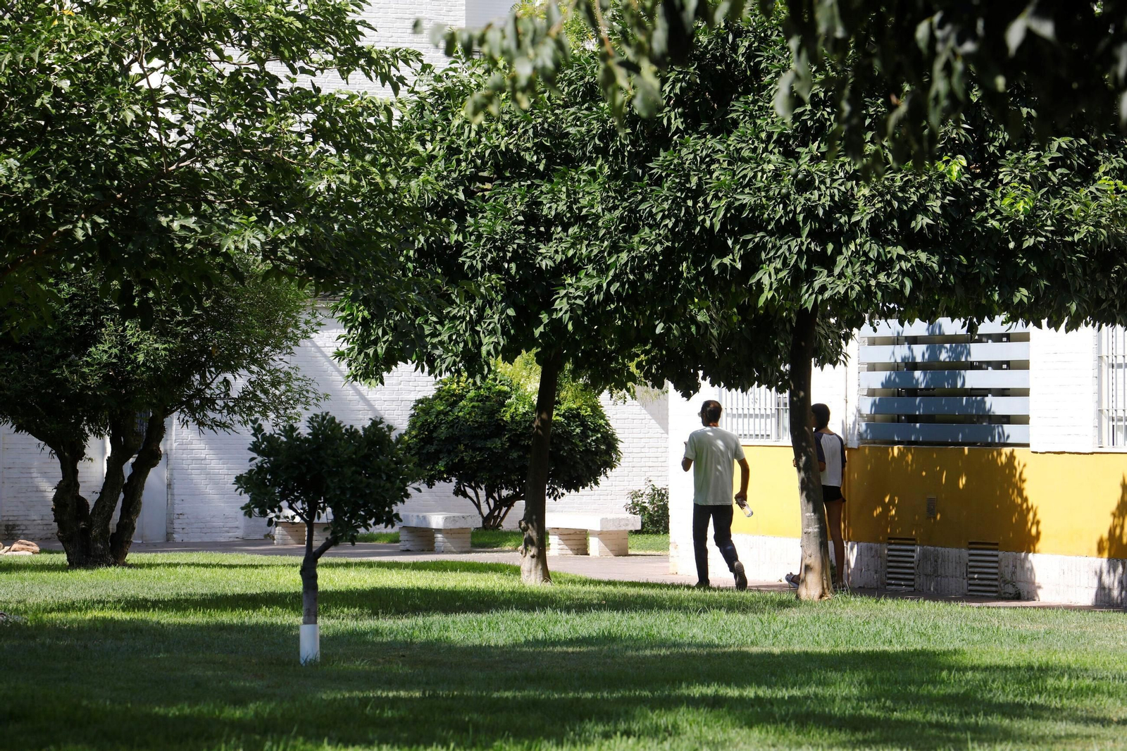Un domingo de agosto en el barrio cordobés de Santuario, en imágenes