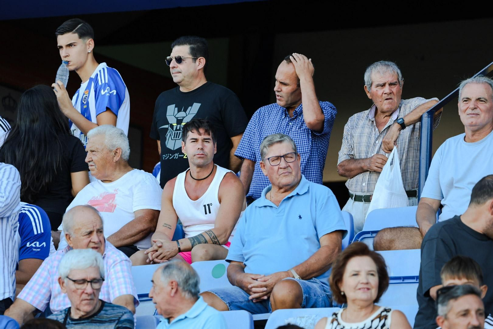 Búscate en las gradas del Nuevo Colombino durante el Recre-Puente Genil