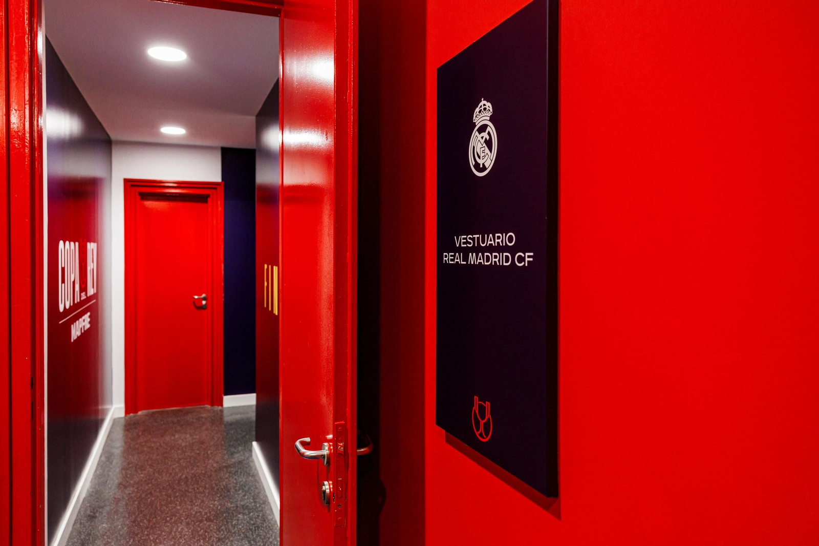 Así de espectacular luce el estadio de La Cartuja de Sevilla para la final de Copa