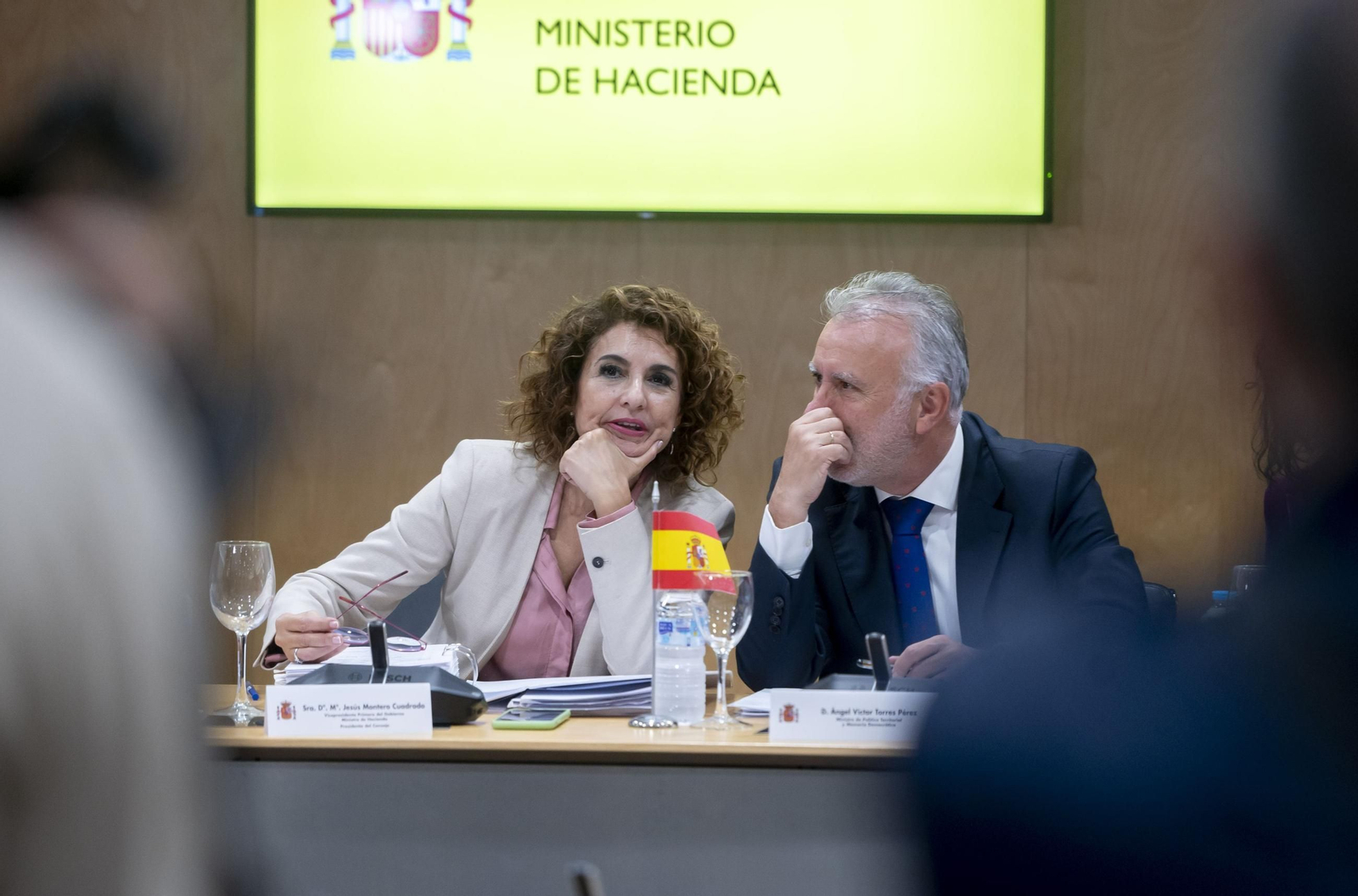 La vicepresidenta María Jesús Montero junto al ministro Ángel Víctor Torres en el Consejo de Política Fiscal y Financiera que se celebra en Madrid.
