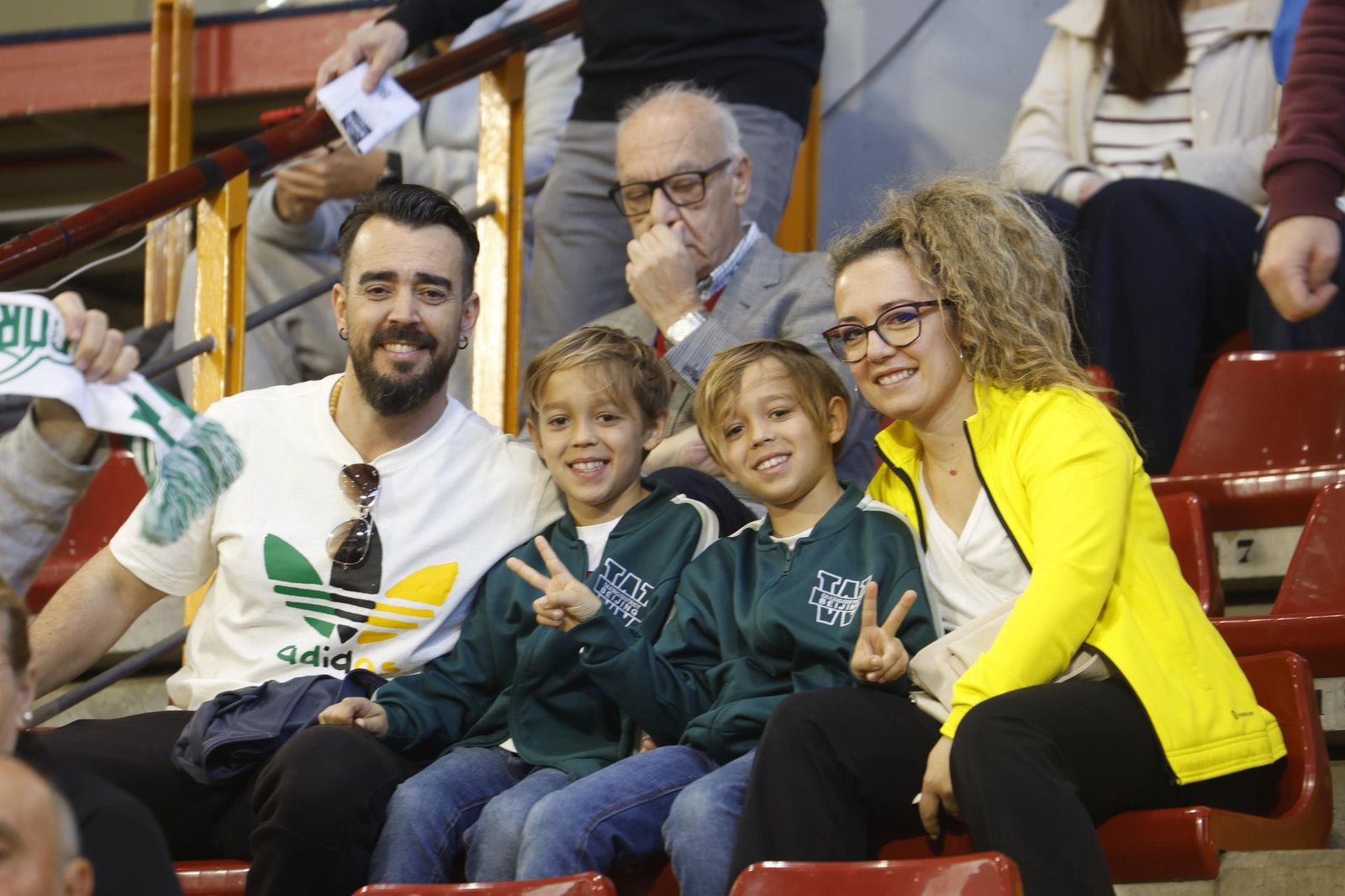 Las mejores fotos del ambiente en Vista Alegre para el Coto Córdoba - Albacete