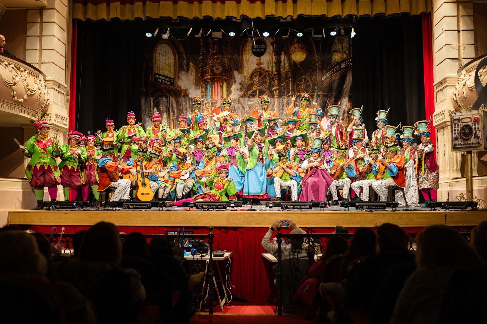 El Coro de Huelva actuó como invitado en la segunda semifinal