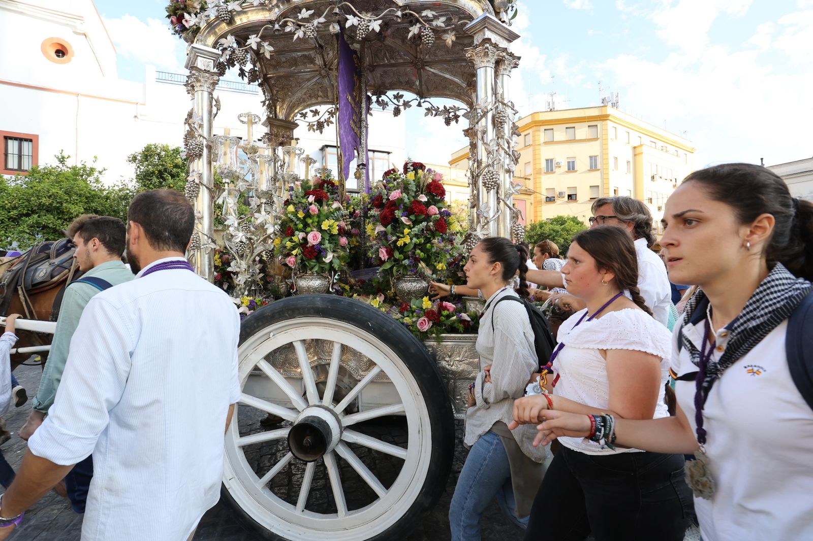 Llegada de la Hermandad del Rocío de Jerez a Santo Domingo