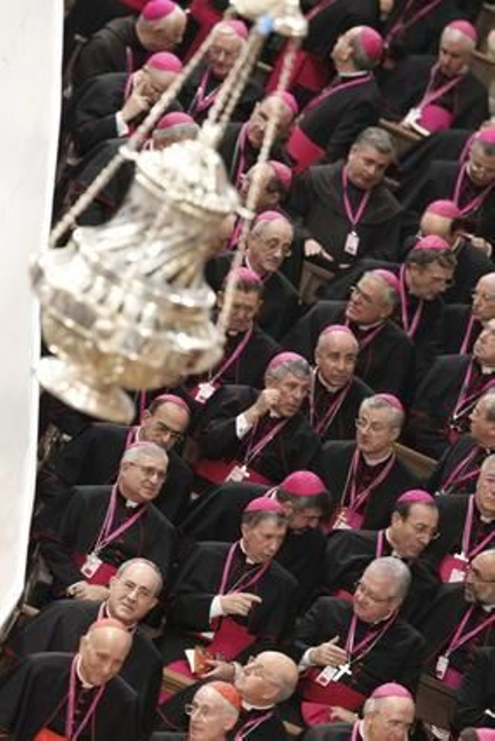 El papa Benedicto XVI realizó su primera parada en España en Santiago de Compostela. 

Foto: EFE
