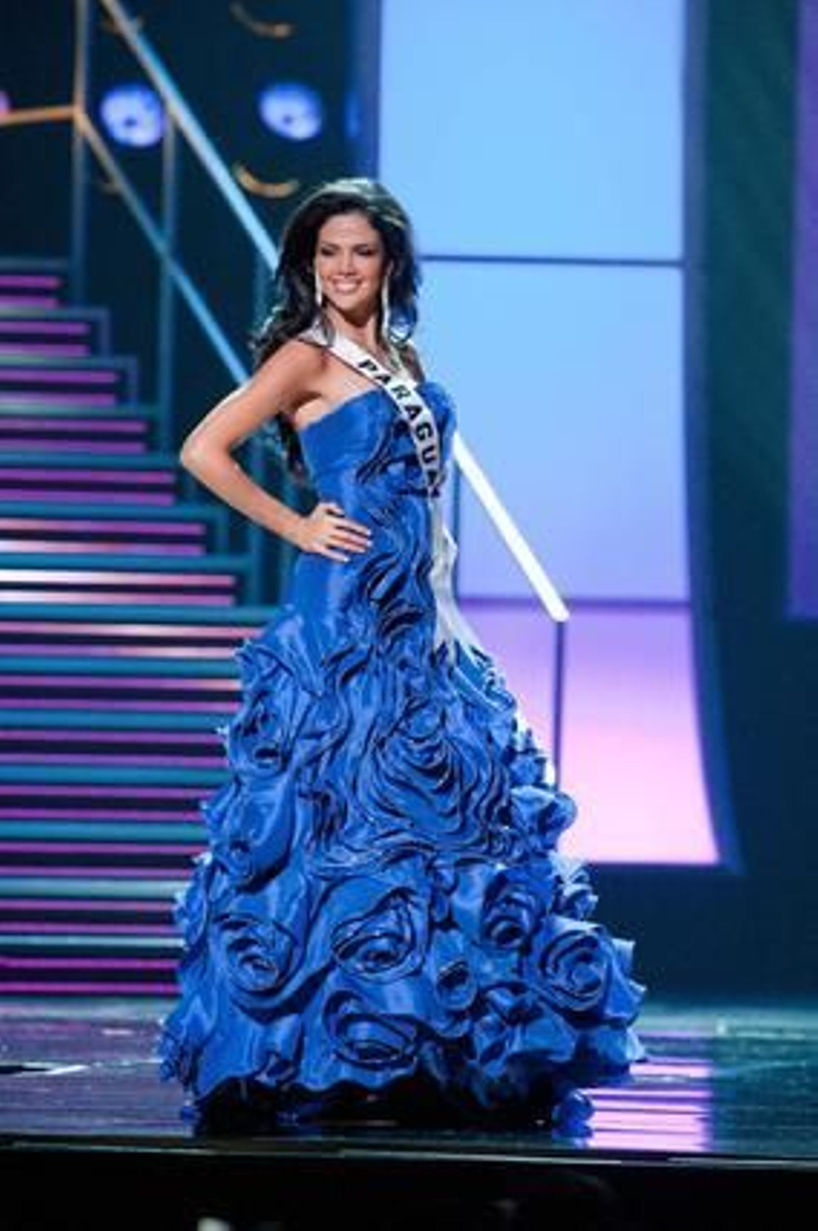 Miss Paraguay posa en traje de noche.

Foto: EFE