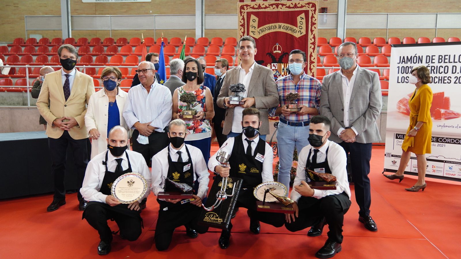 Entrega de premios en la Feria del Jamón de Villanueva de Córdoba.